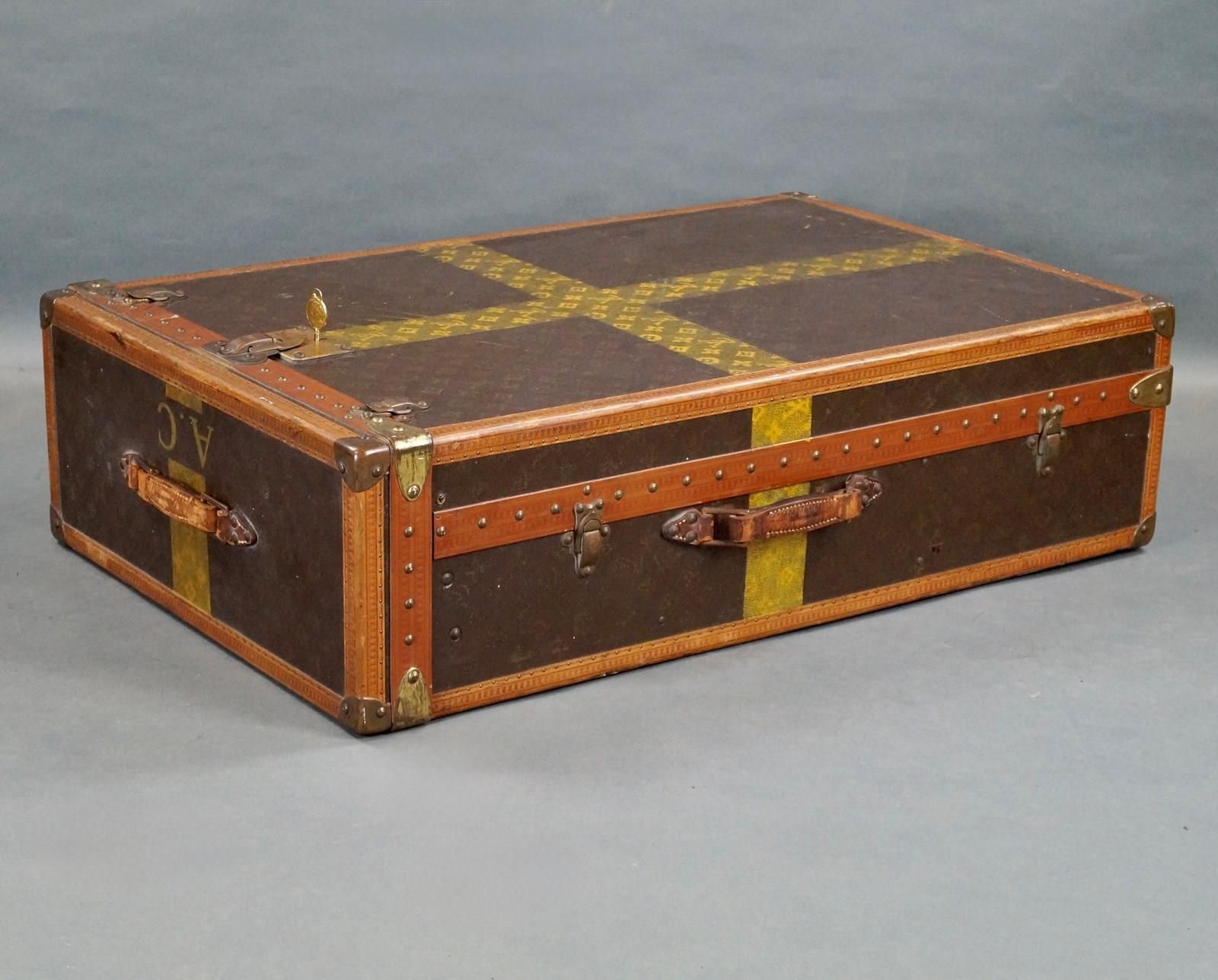 A Louis Vuitton George V & Queen Mary 25 Year Anniversary Trunk photo 25250.0