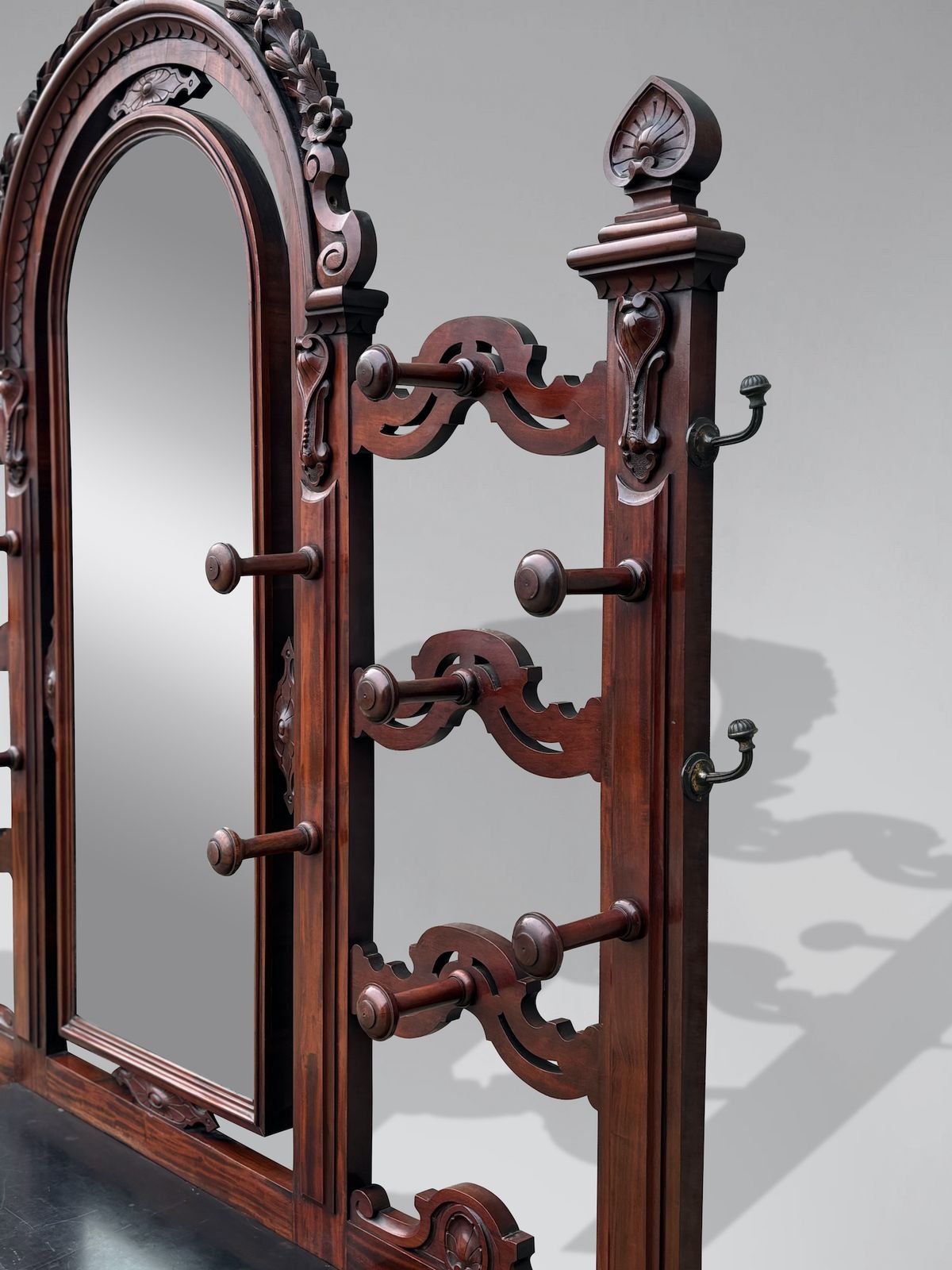 Large 19th Century Victorian Period Mahogany Hall Stand With Arched Mirror photo buy