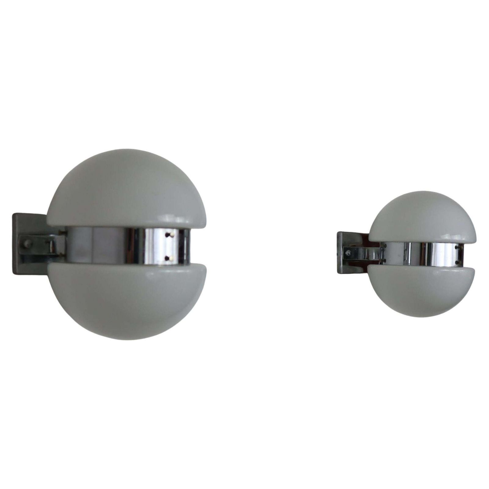 Pair Of Opaline Glass Wall Lights Sconces Sergio Mazza Style Italy 1970s