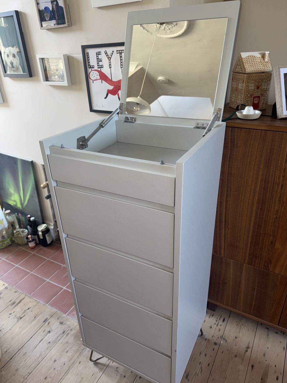 Vanity Chest Of Drawers photo for sale