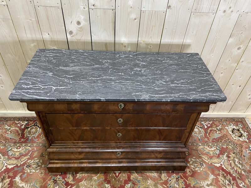 photo furniture Commode époque Louis Philippe En Acajou Et Placage D’acajou Marbre Gris Veiné