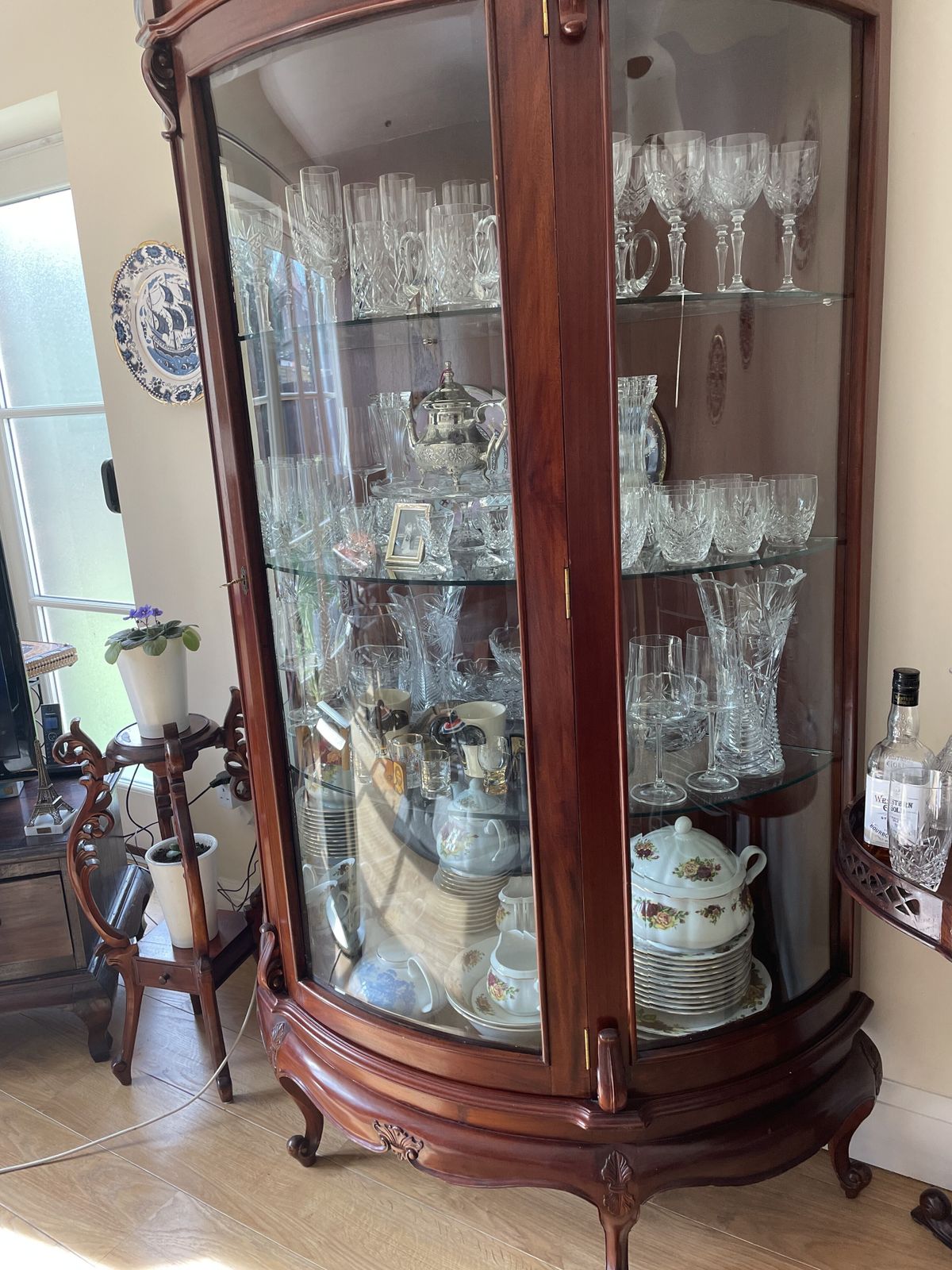 Half Moon Crystal Glass Cabinet – Large