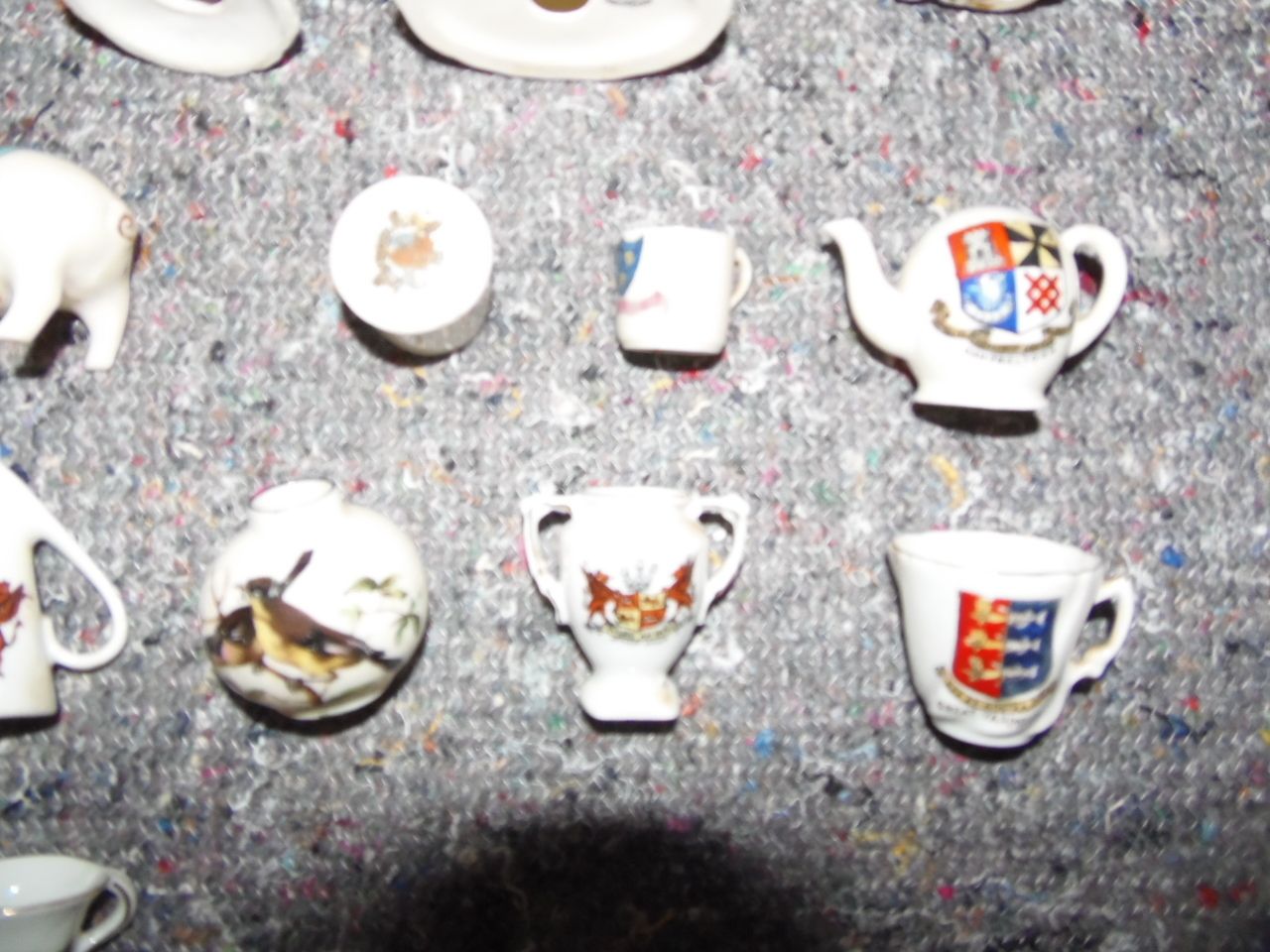 photo furniture Crested China Wares Goss .Etc .