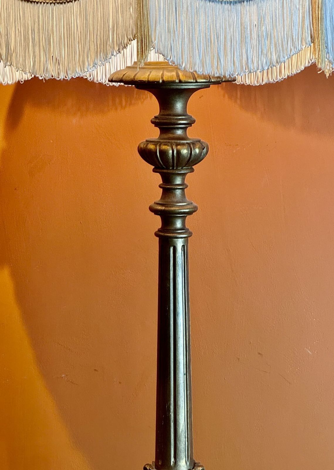 Vintage Italian Giltwood Floor Lamp photo vinterior