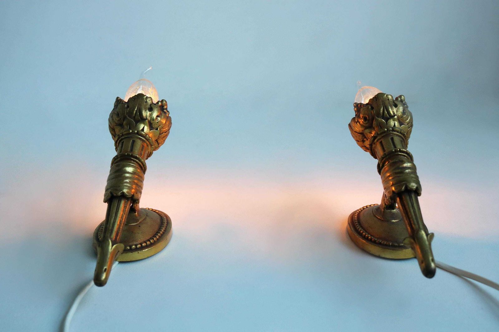 Paar Antieke Franse Empire Stijl Bronzen Wandfakkels, Set Van Twee Wandlampen, Ca. Jaren 1900 photo vinterior