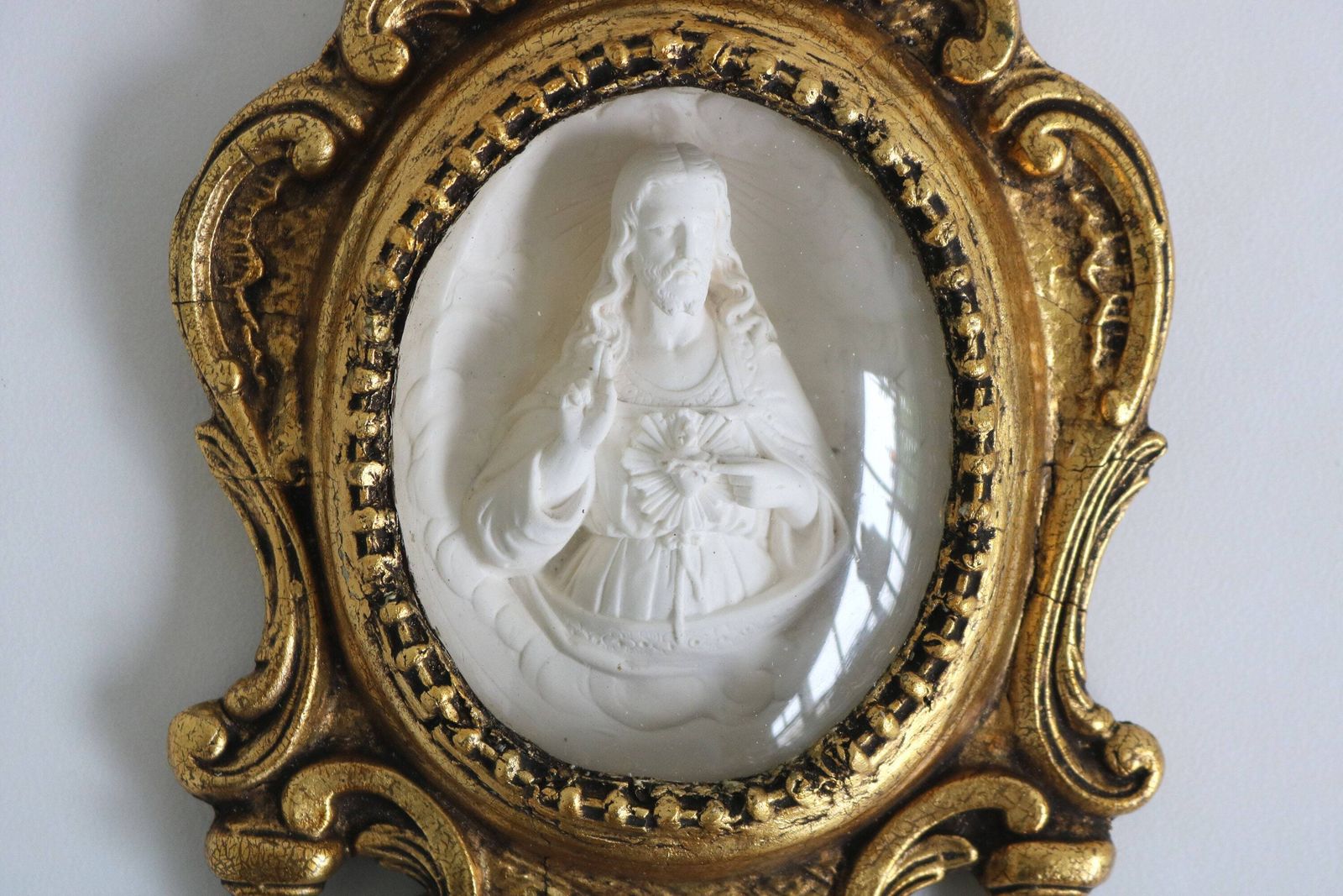 Antique Ornate Holy Water Font Sacred Heart Of Jesus Christ Oval Meerschaum Convex Glass Domed Glass Gold Gilded Carved Wood Cross French photo for sale