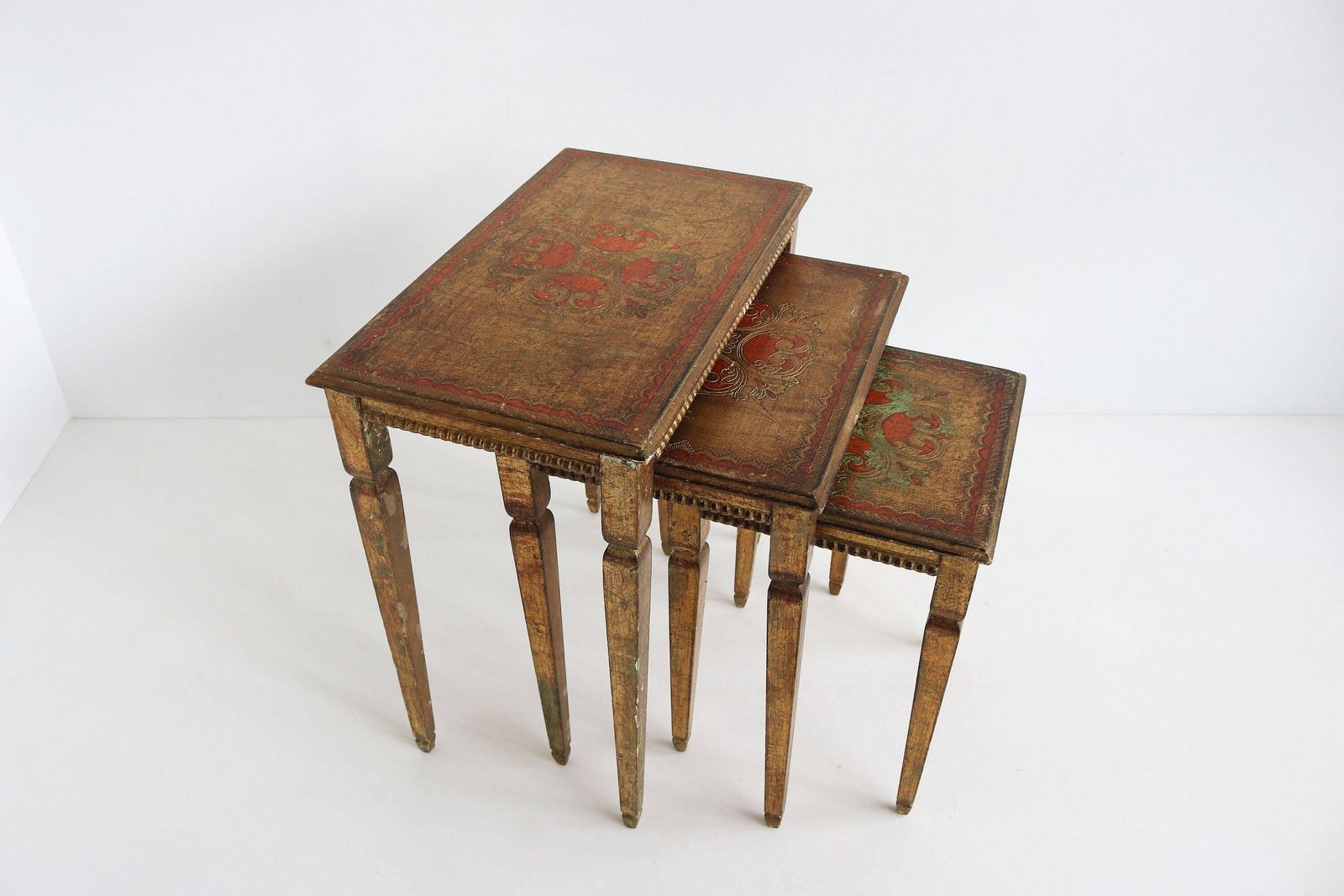 Set Of Three Italian Florentine Gold Hollywood Regency Wood Stacking Nesting Tables Straight Legs Additional Tables Side Tables 1960s photo 741.0