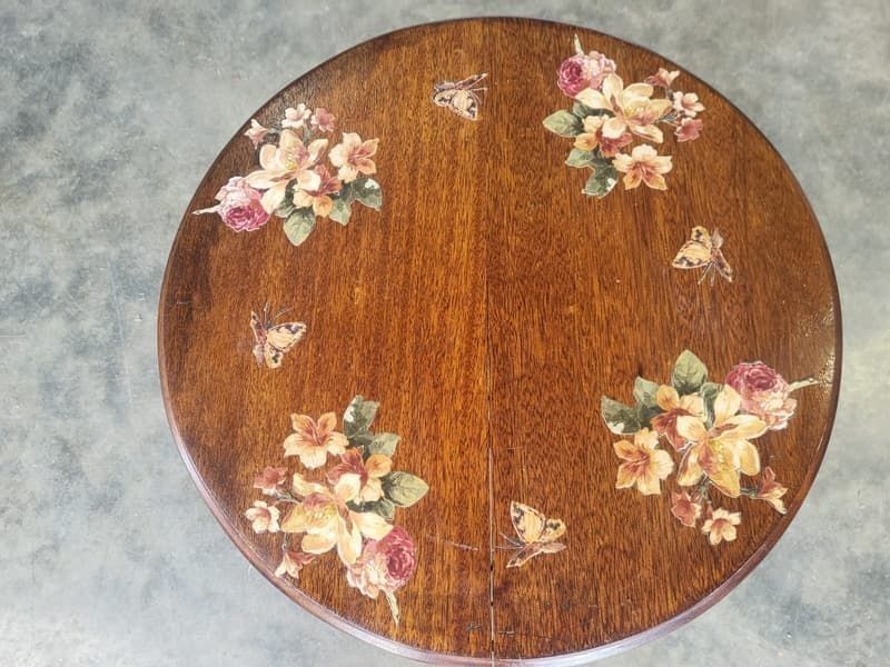 Vintage 20thc Round Oak 2 Tier Floral Side End Occasional Table photo 230.0