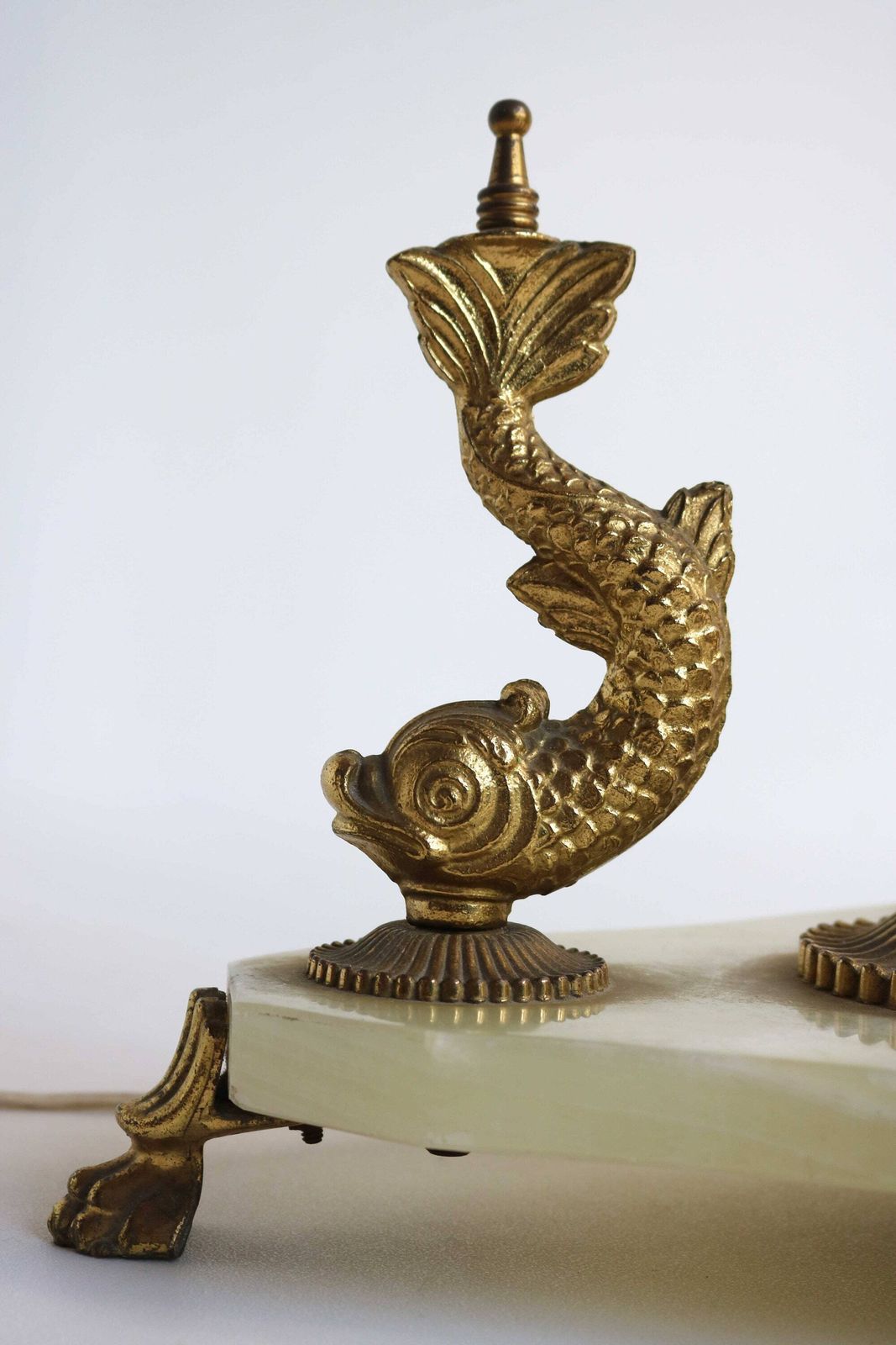Mid Century Italian Marble, Onyx And Casted Brass Regency Floor Lamp Stand Standing Lamp Base 1950s Standard Lamp Fish Base Claw Feet photo 1191.0