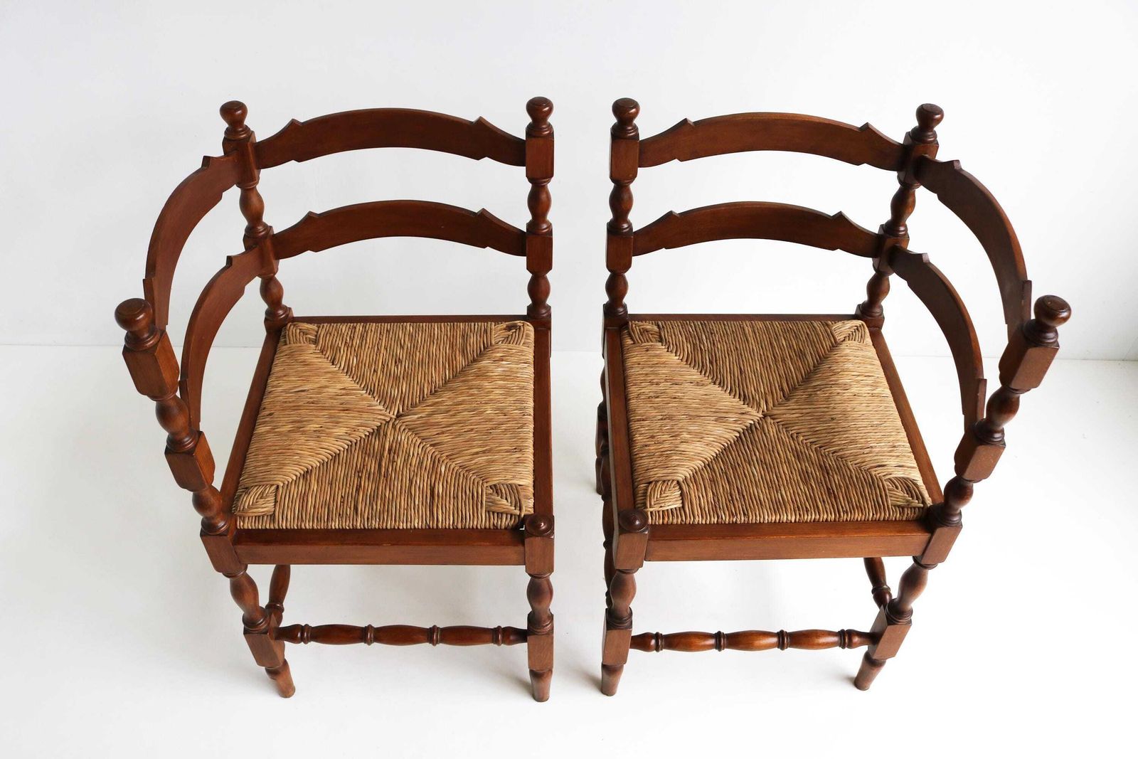 Pair Of Antique Dutch Corner Chairs – Rustic Oak & Woven Rush Seat – 1930s Farmhouse Fireside Chairs photo buy