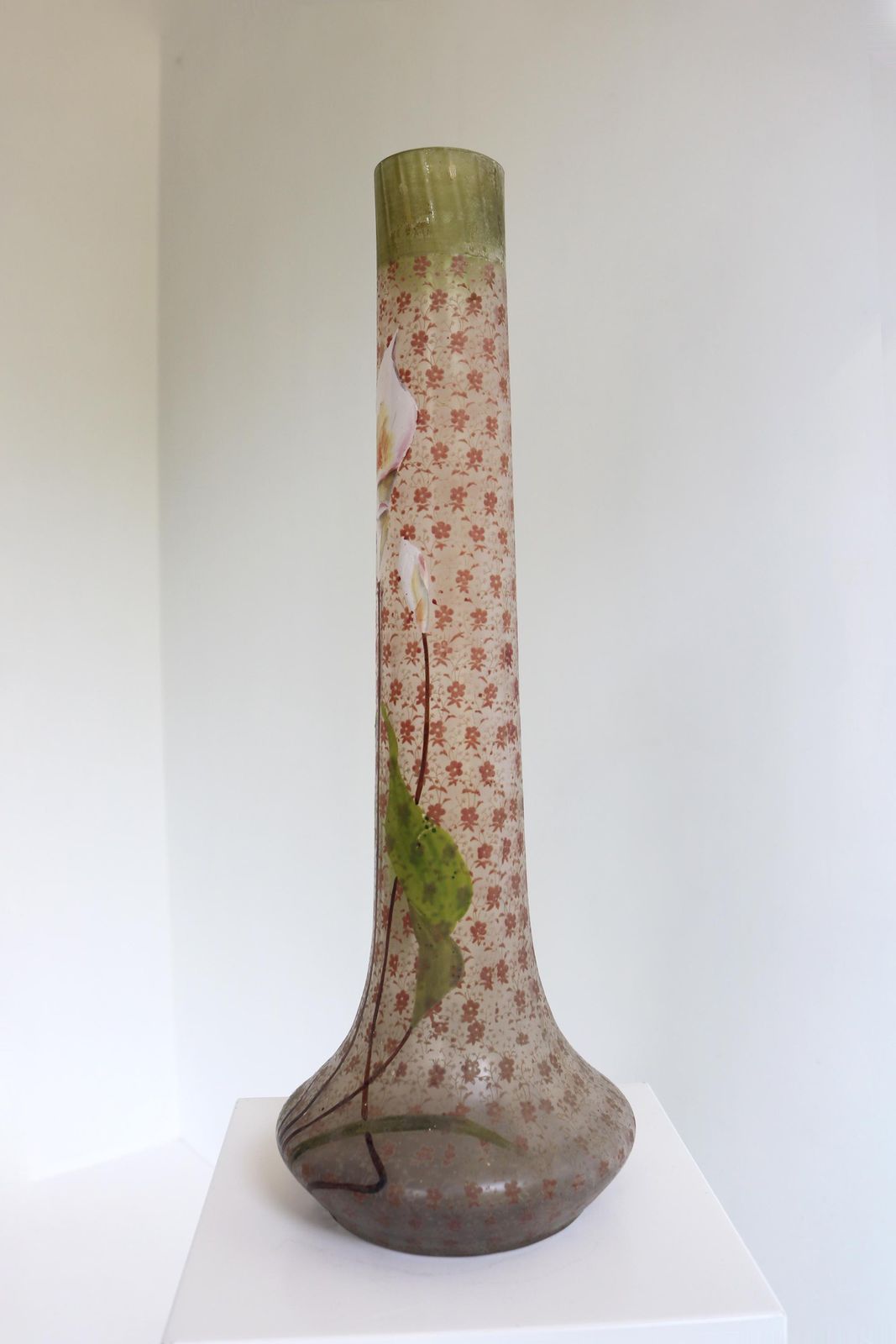Antiek Jugendstil Art Nouveau Frans Glazen Vaas | Geschilderd Geëmailleerd | Bloemenvaas | Calla Lelie | Begin 20e Eeuw photo 804.0