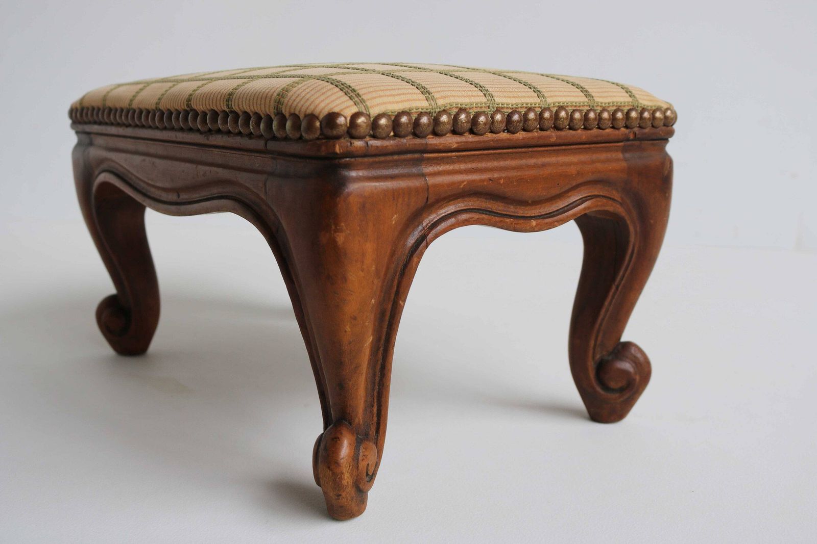 Lovely Small Rectangular Footrest French Louis XV Carved Footstool With Fabric Country Provincial Vintage Foot Stool Mid 20th Century 1950s photo Furniture
