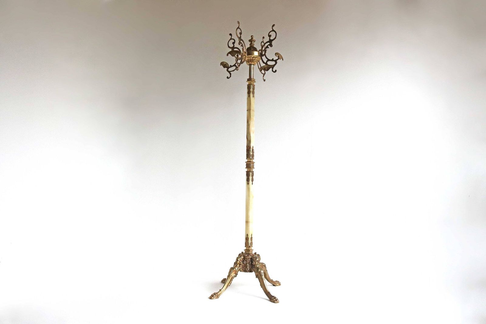 Gorgeous Italian Ornate Casted Brass & Onyx Marble Coat Hat Rack Hall Tree Floor Stand Hollywood Regency Vintage Eye Catcher Classic