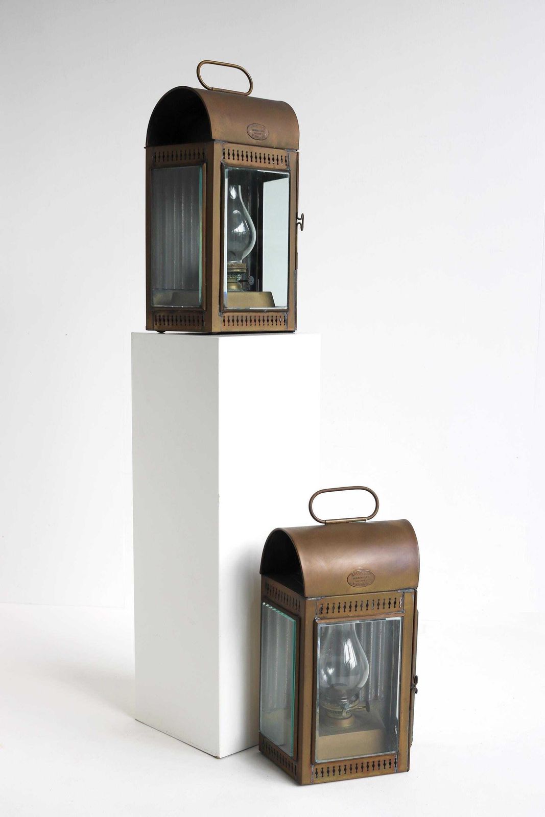 Pair Victorian Ship's Brass Lanterns By Davey & Co Of London, England Ca 1890 , Yacht Cabin Lanterns 19th Century photo Lighting