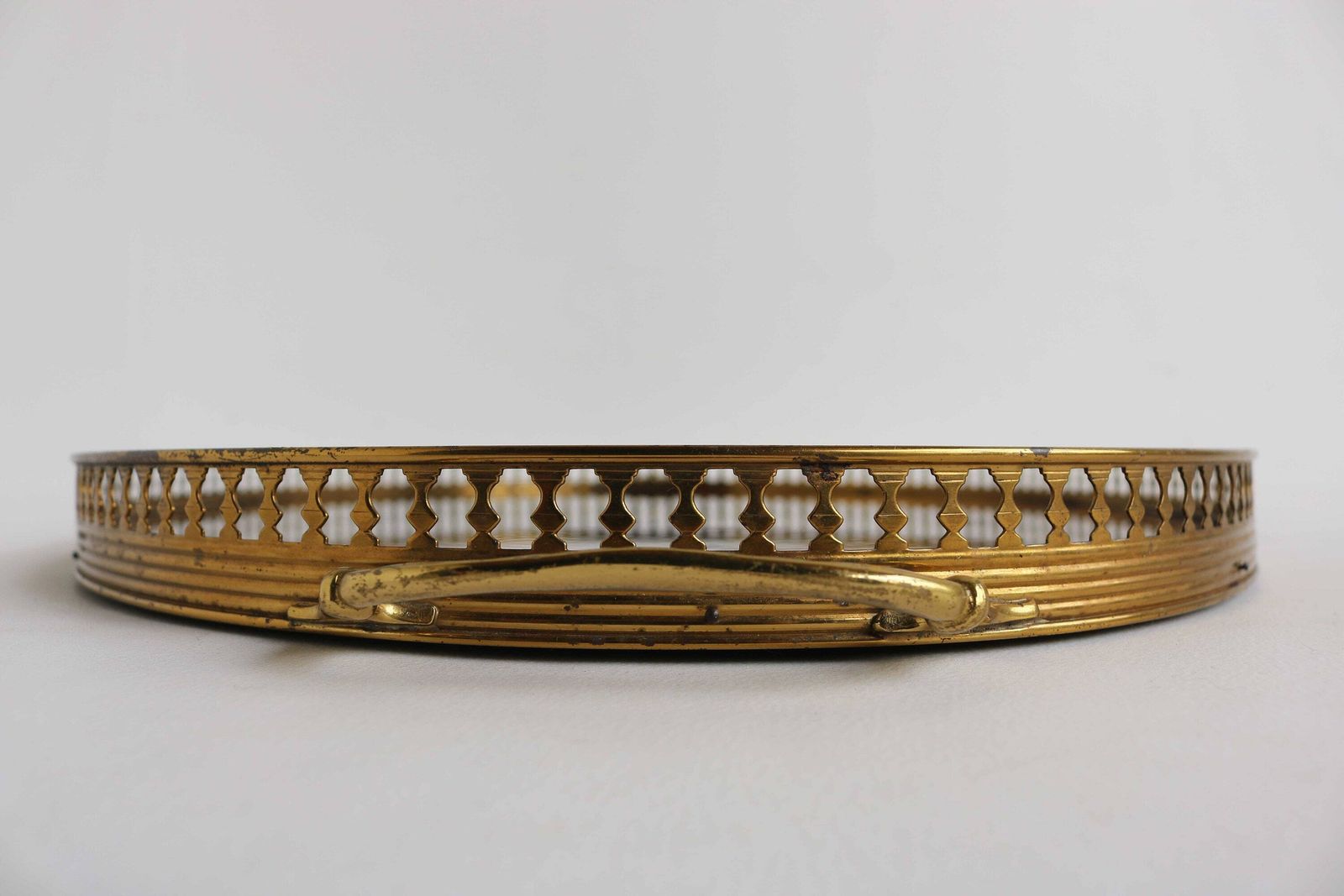 Twin Handle Brass Formica Wood Grain Oval Serving Drinks Tray / Bar Tray Italian Mid 20th Century Modern Style Afternoon Tea Regency Style photo for sale