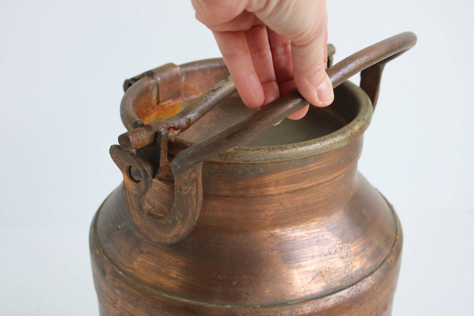 Rustic 19th Century Patinated Copper Plated Milk Container Can Farm Country Style Umbrella Stand Antique Circa 1890 With Lid Carry Handle photo for sale