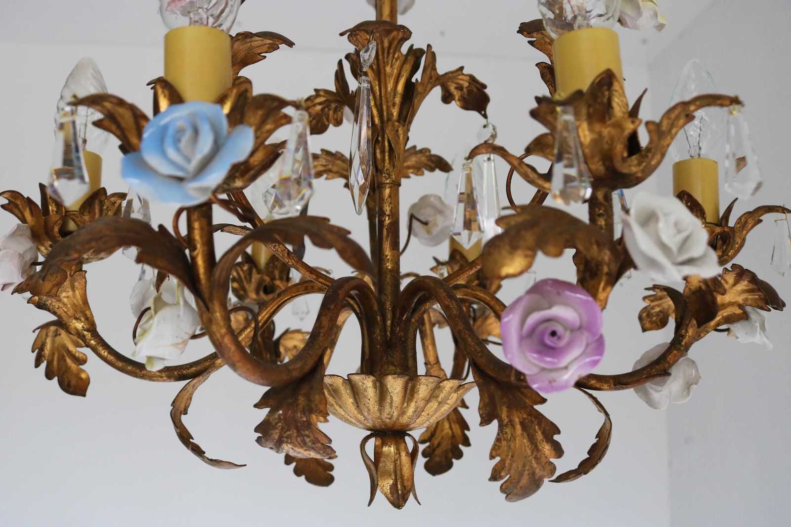 Italian Florentine Tole Chandelier Hand Made Ceramic Roses Hanging Crystals Pendant Ceiling Light Flowers Gold Plated Metal Acanthus Leaves photo Lighting