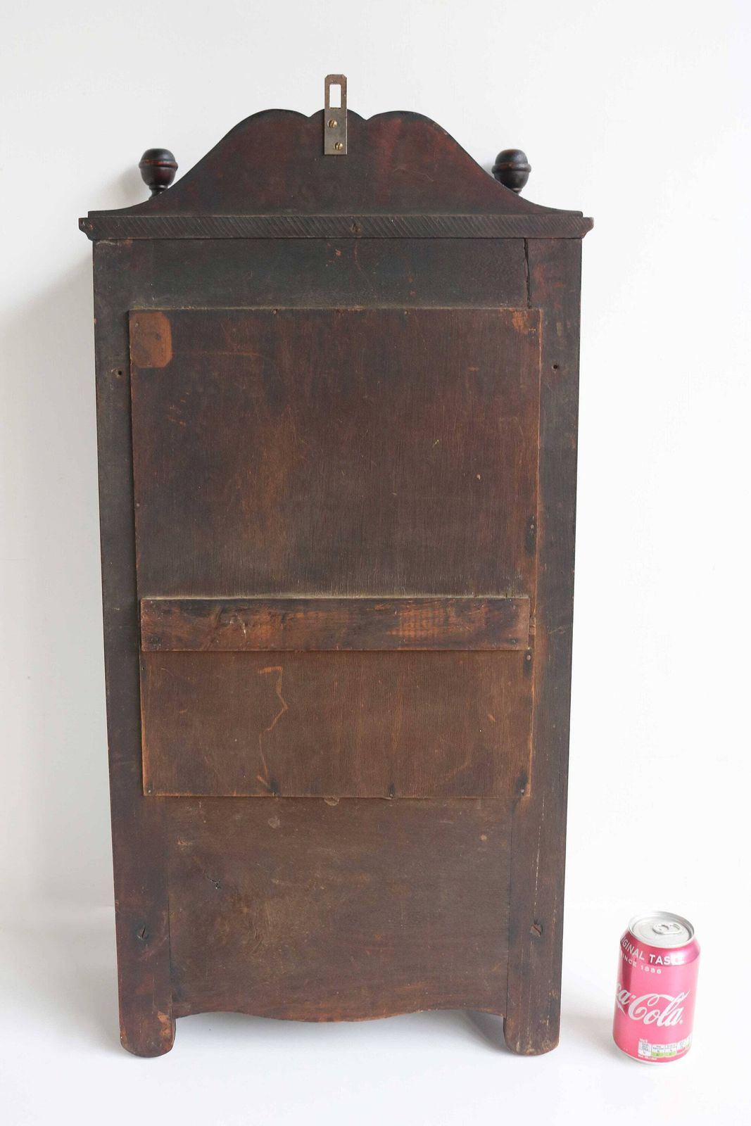 photo for sale Handgesneden Antiek Hangkastje – Facetgeslepen Spiegelkast / Halmeubel / Toiletcabinet / Wandspiegel In Art Nouveau Stijl / Jugendstil, Ca. 1900