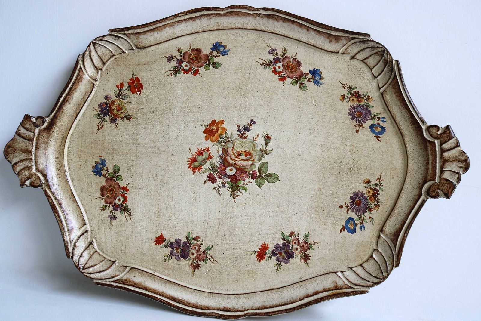 Set Van Vier Italiaanse Florentijnse Dienbladen – Verguld, Hollywood Regency Stijl, Mid Century Vintage, Barokke Stijl, Goudkleurig photo buy