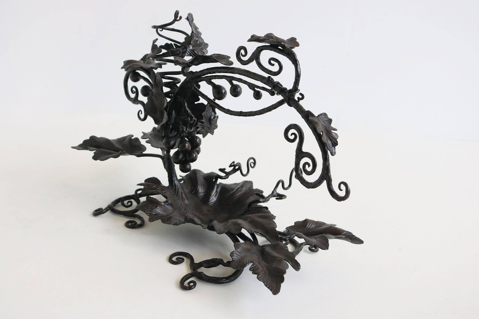Antique Wine Theme Desk Top Pen Ink Stand Wrought Iron Bunch Of Grapes Leaves Arts & Crafts Inkwell Blacksmith Hand Crafted Jewelry Display photo furniture