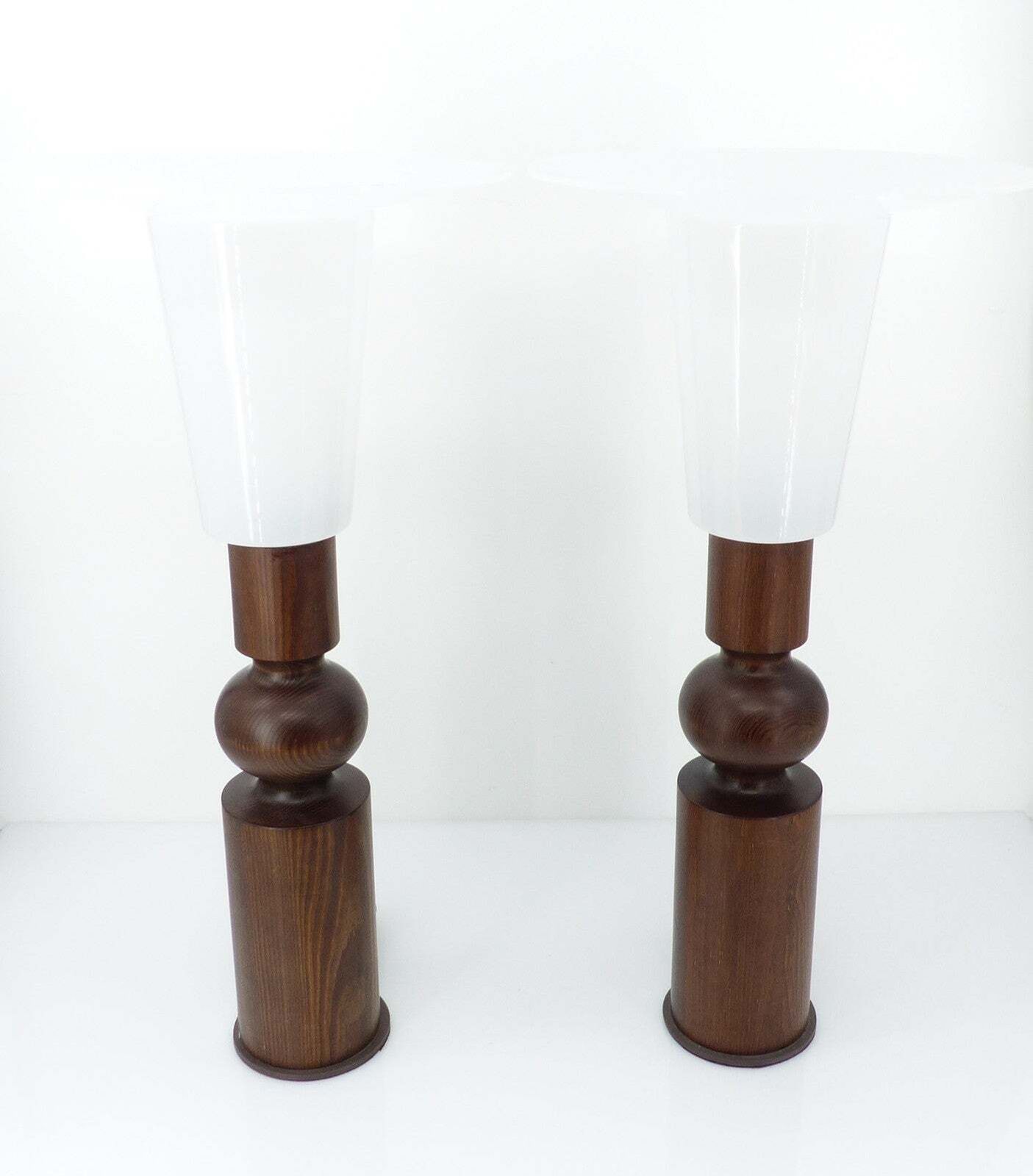 Pair Of Scandinavian Pine Table Lamps By Uno Kristiansson For Luxus, Sweden, Circa 1965 photo Lighting