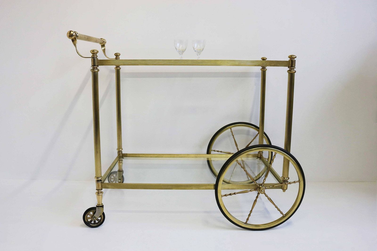 Mid Century Bar Cart Brass Serving Trolley Cocktail Entertainment Beverages Tea Cart Clear Glass Hollywood Regency 1960s