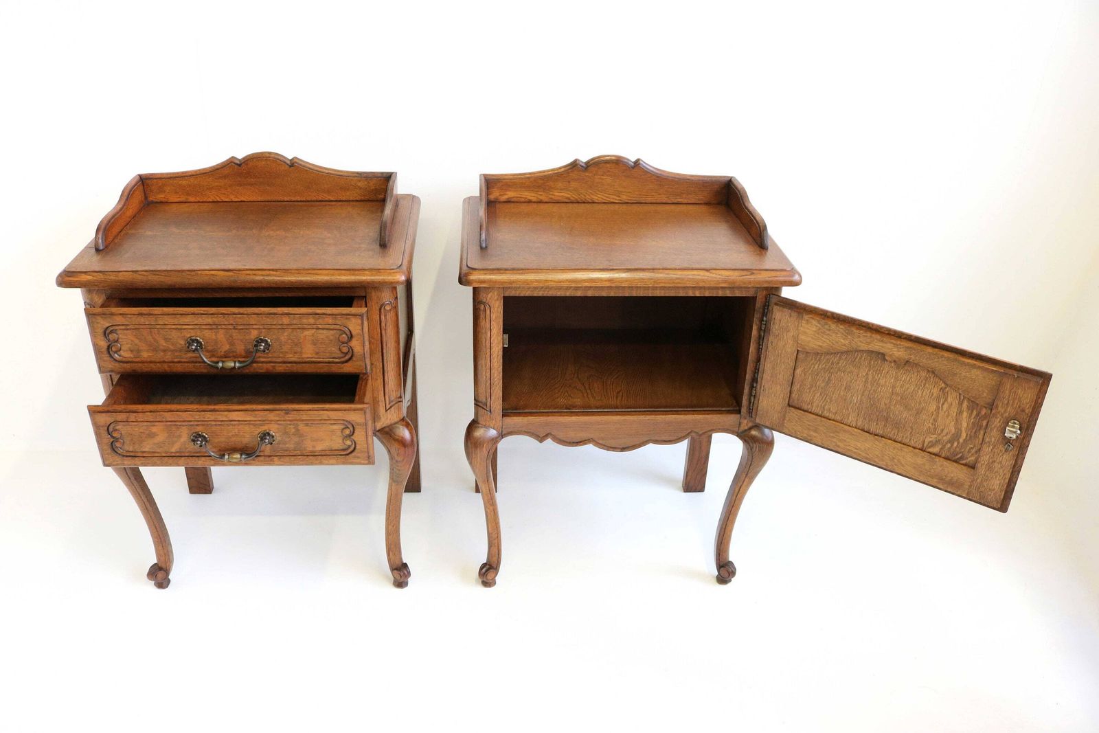 Couple Louis XV Style Bedside Tables Set Of 2 French Provincial Nightstands Oak Side Tables Pair Hand Carved Wooden Cabinets Midcentury 60s photo 1281.0