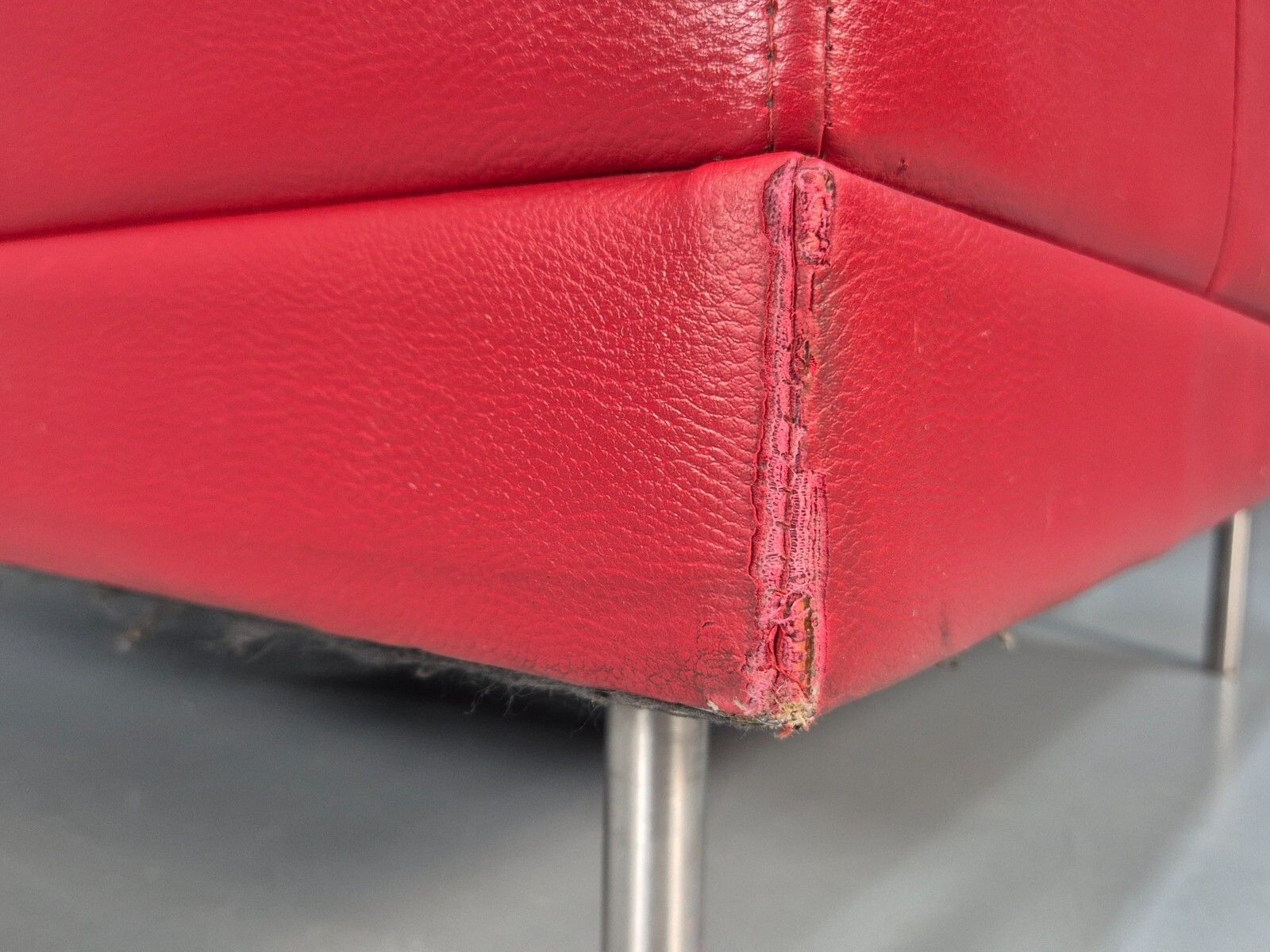 250.0 Vintage Red Vinyl Modern Design Lounge Chair Modus Brand Retro Style Eb9409 Mnor photo