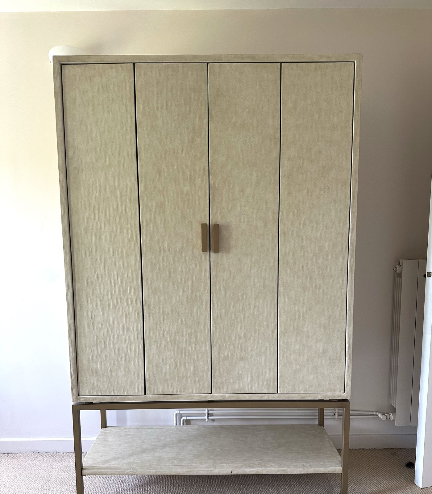 A Gorgeous Drinks Cabinet With Beautiful Panelled Doors And A Gilded Metal Base. Inside It Has An Ornate Mirrored Back With Glass Shelves For A Special Display. The Doors Can Be Neatly Folded Away.