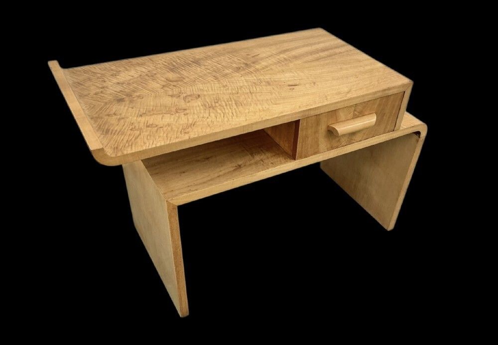 A Fine Art Deco Side Table, 1930s photo furniture