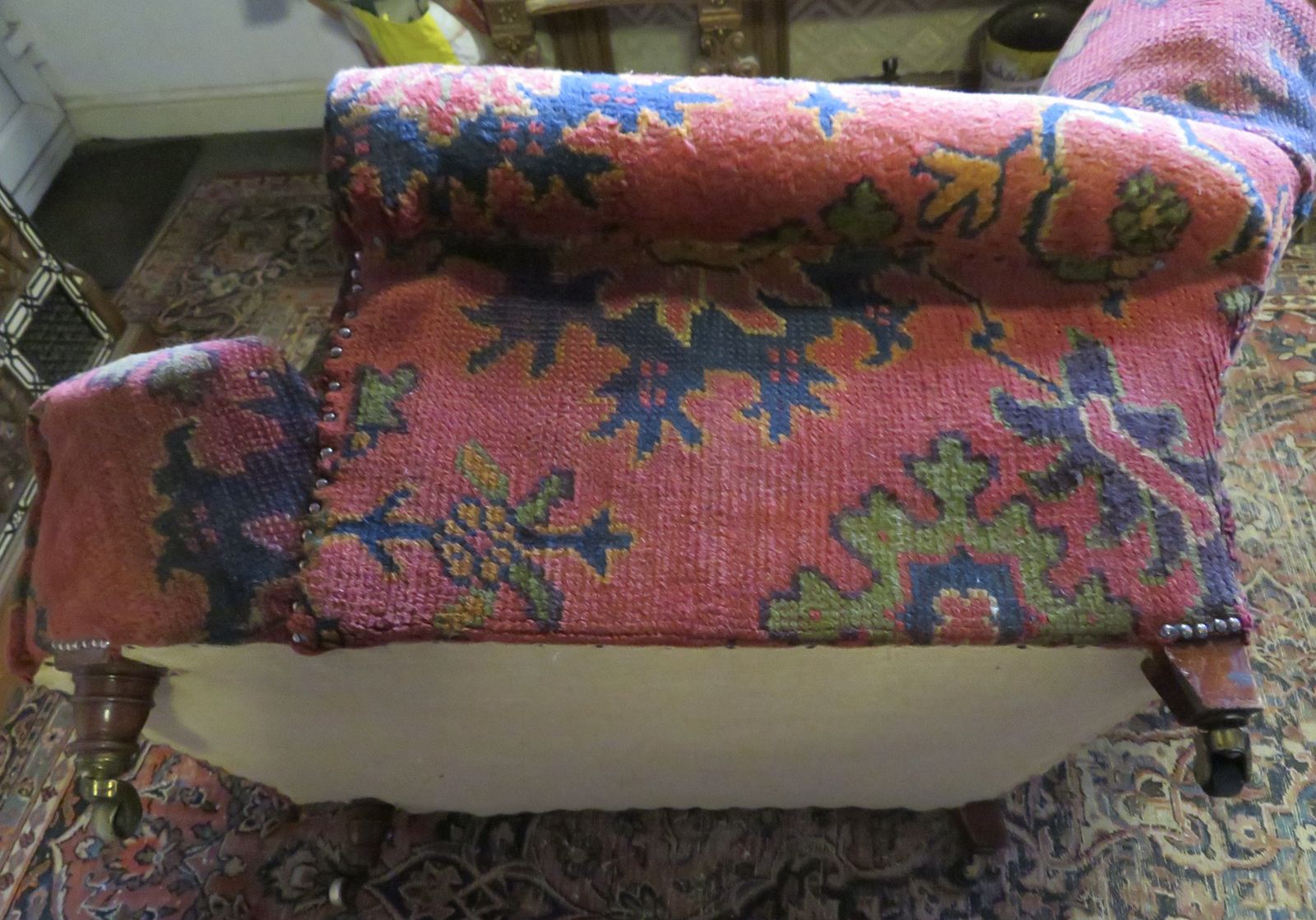 7260.0 Howard And Sons "Ushak Turkey Carpet" Club Armchair. photo