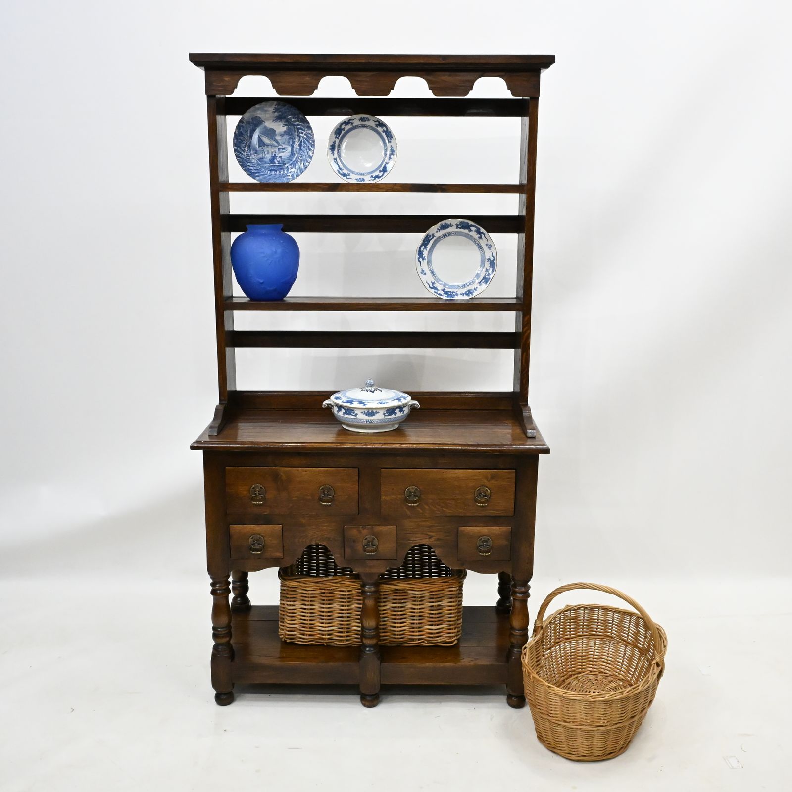 Vintage Small Pot Board Oak Dresser Drawers Shelving Very Clean Free Delivery photo furniture