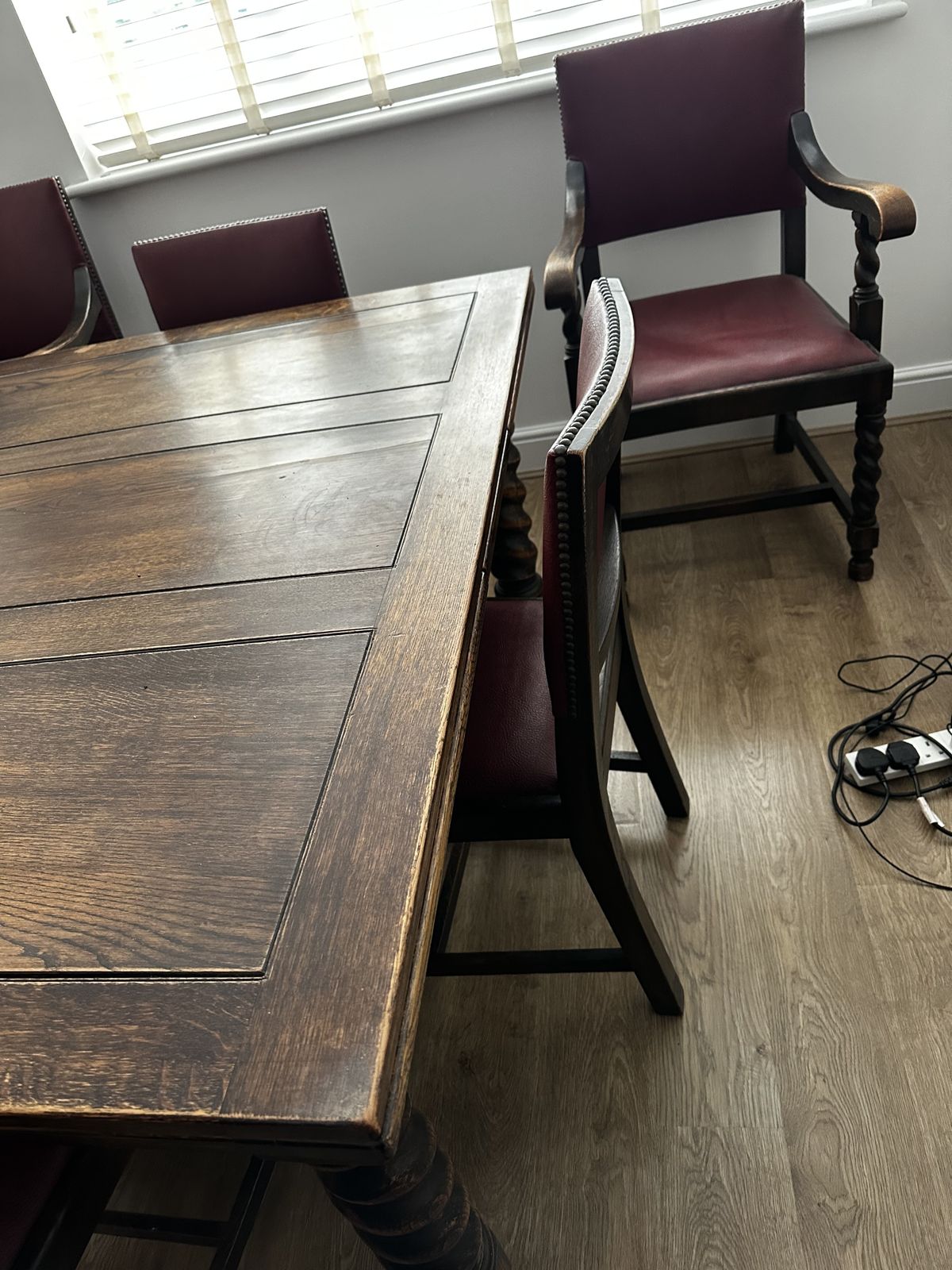 Dining Table With Extending Leaves And 6 Chairs 2 Of Which Are Carvers. All In Solid Oak. photo Furniture