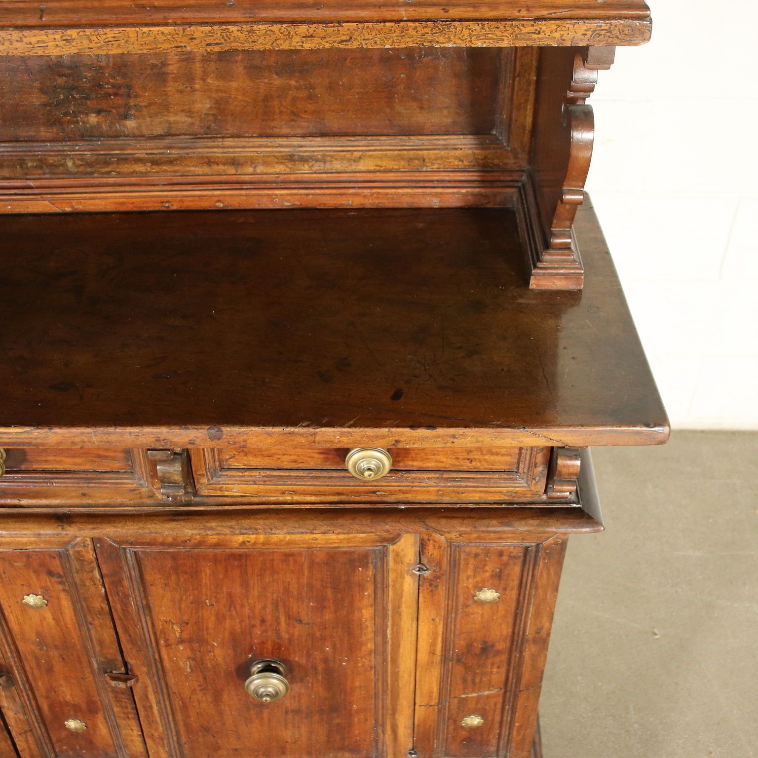 2350.0 Emilian Baroque Cupboard Walnut Poplar Italy 18th Century photo