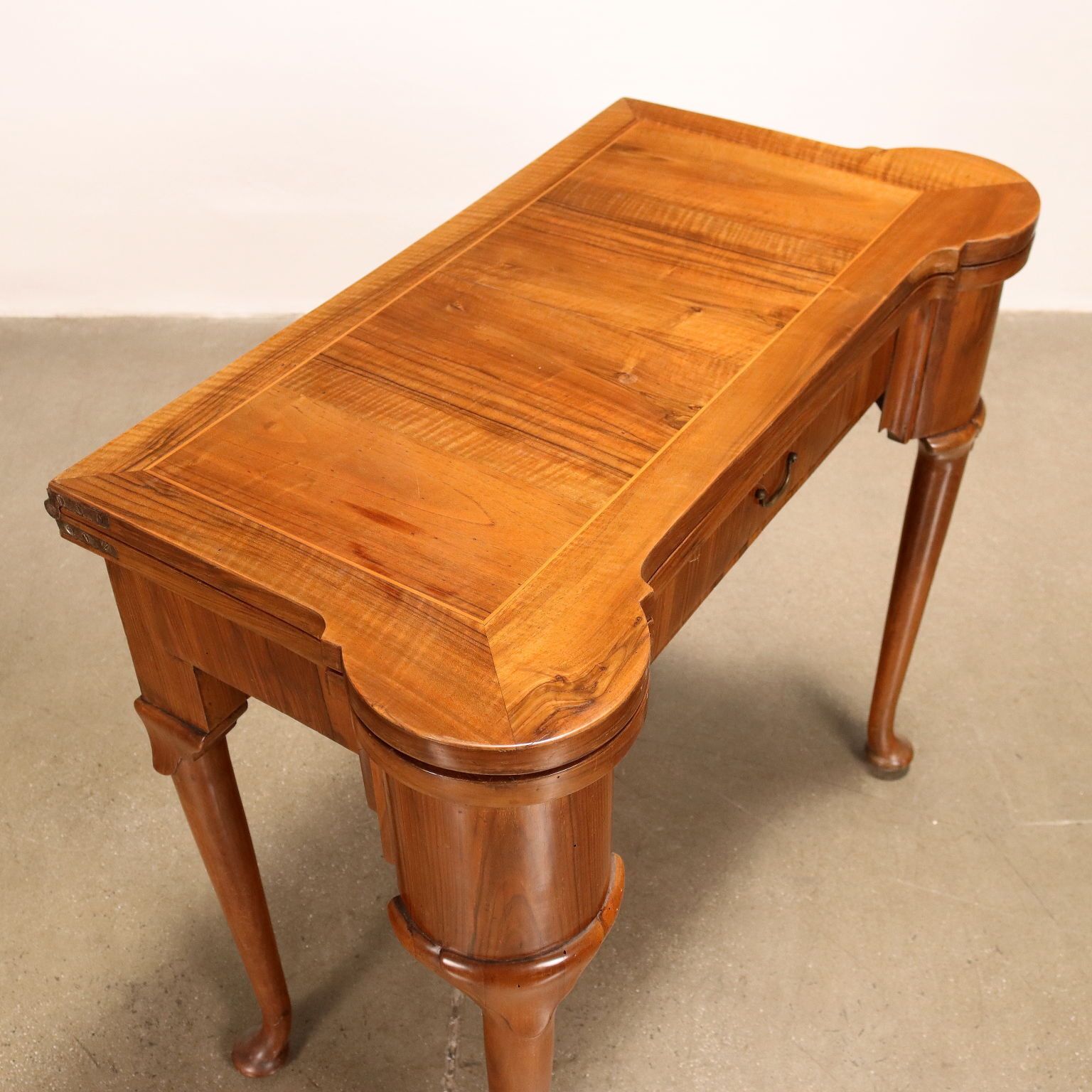 photo furniture Ancient Baroque Game Table Walnut Italy XVIII Century