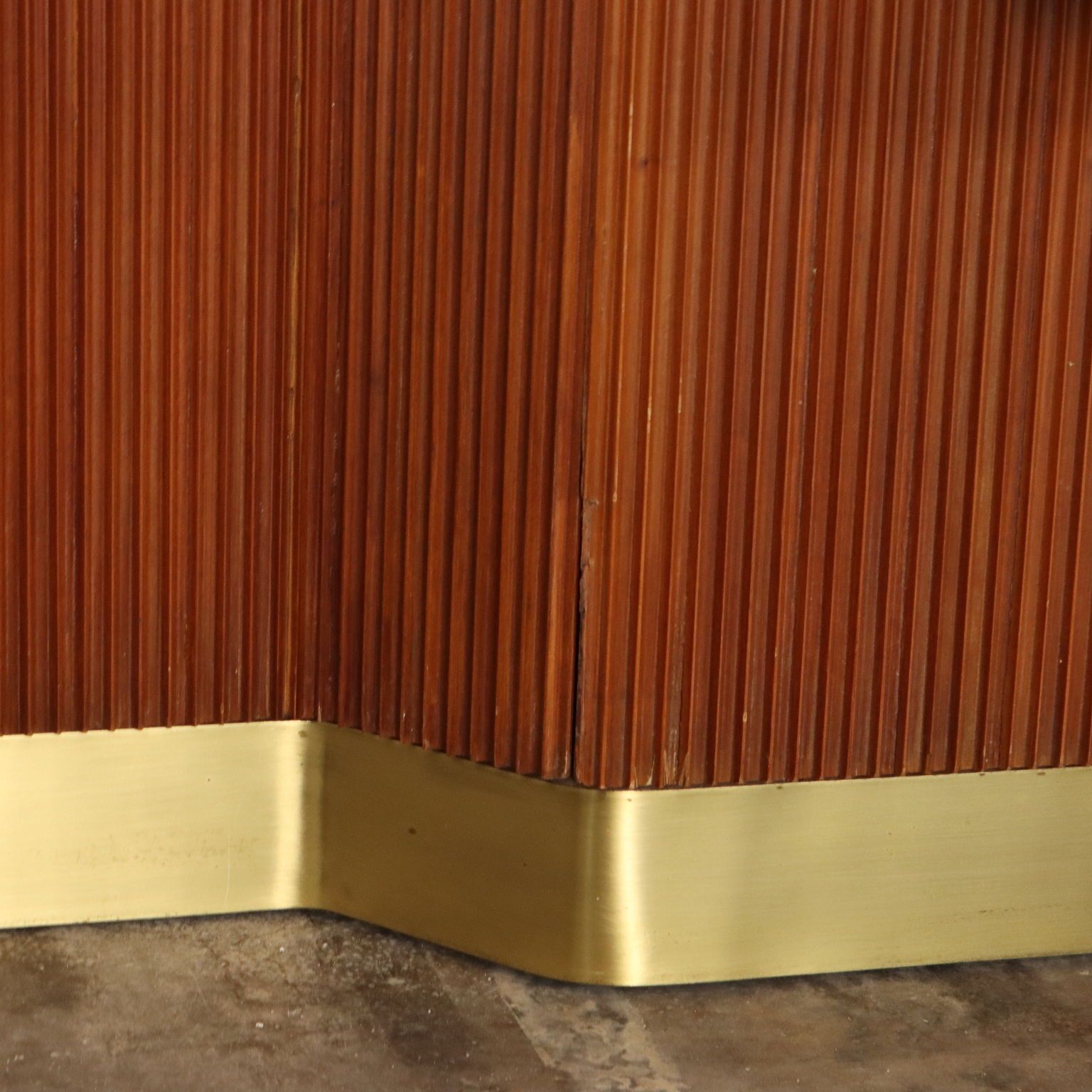 photo vintage Vintage Living Room Cabinet Wood Aluminium 1950s