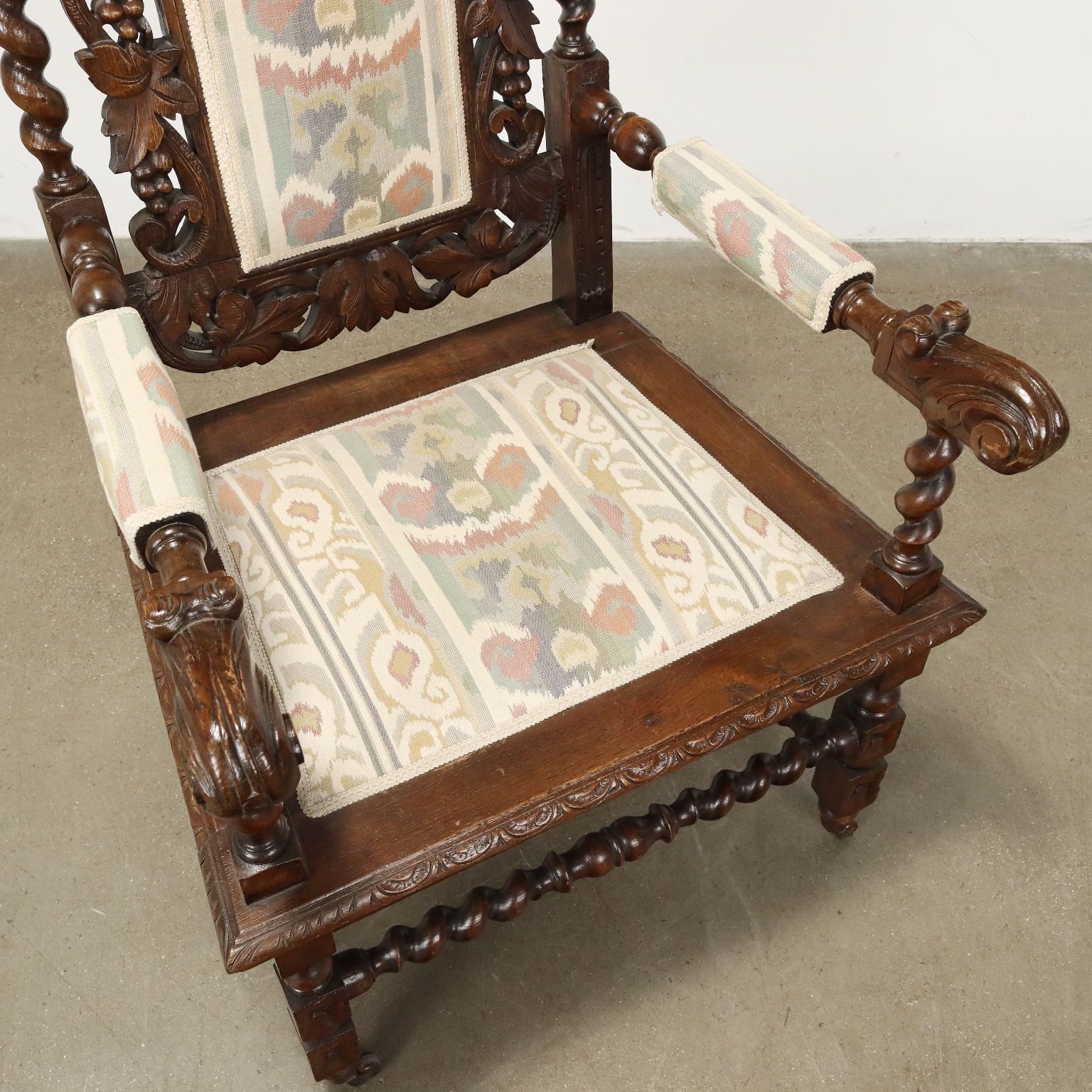 Antique Armchair Neo Renaissance Oak Fabric XIX XX Century photo vinterior