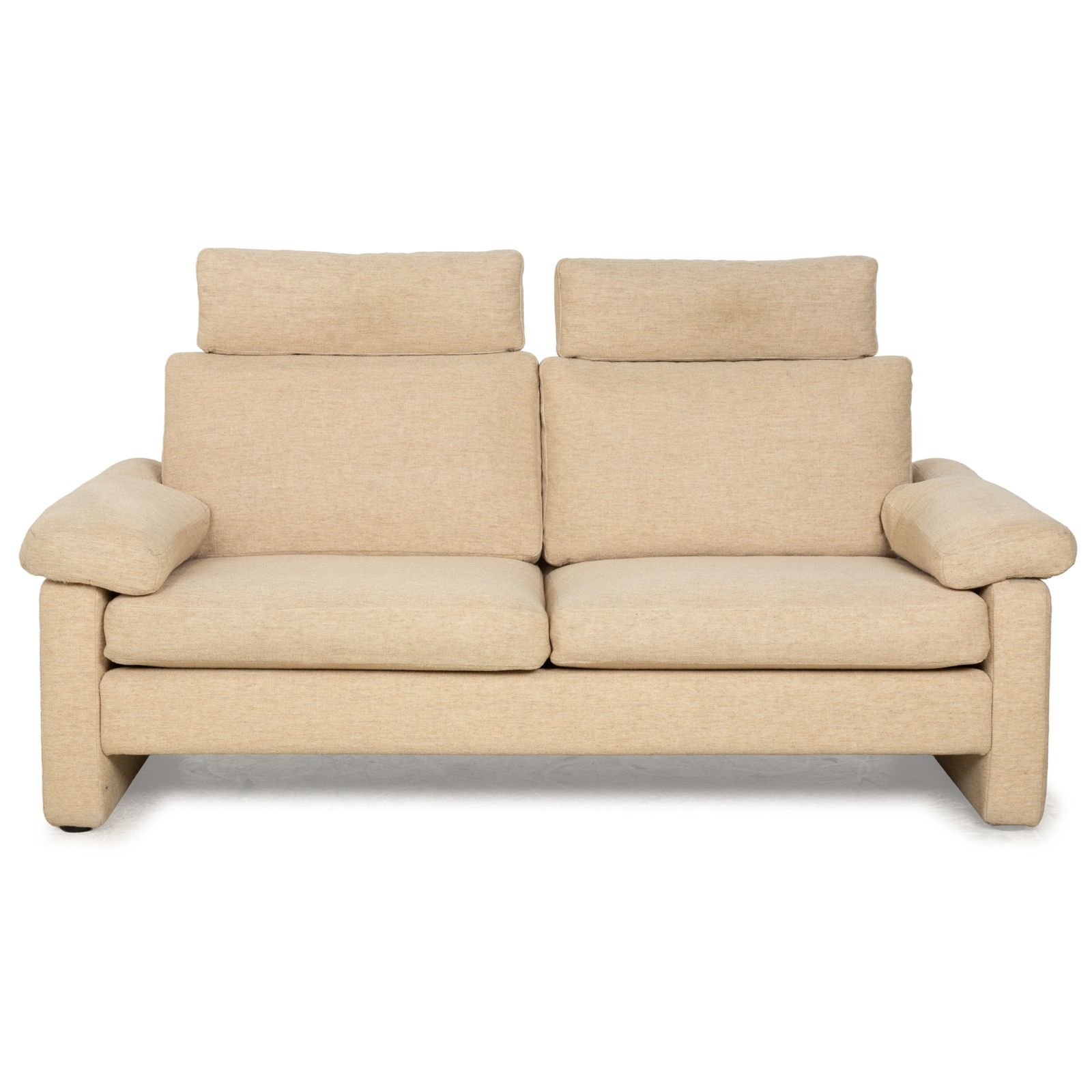 Canapé 2 places Cor Conseta en tissu beige avec appuie-têtes