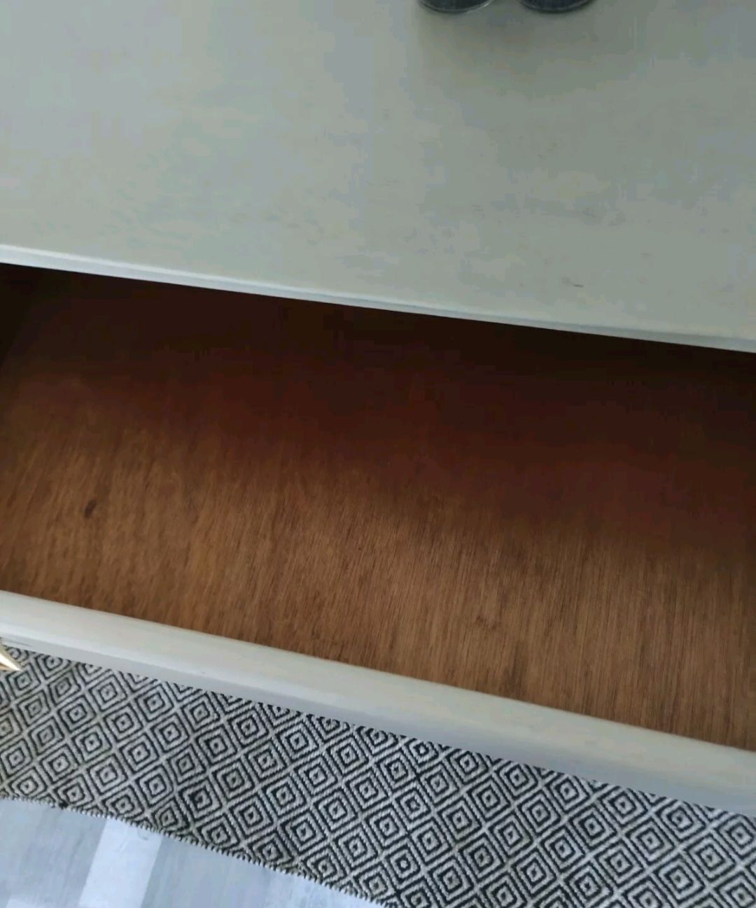 photo furniture Lebus Chest Of Drawers
