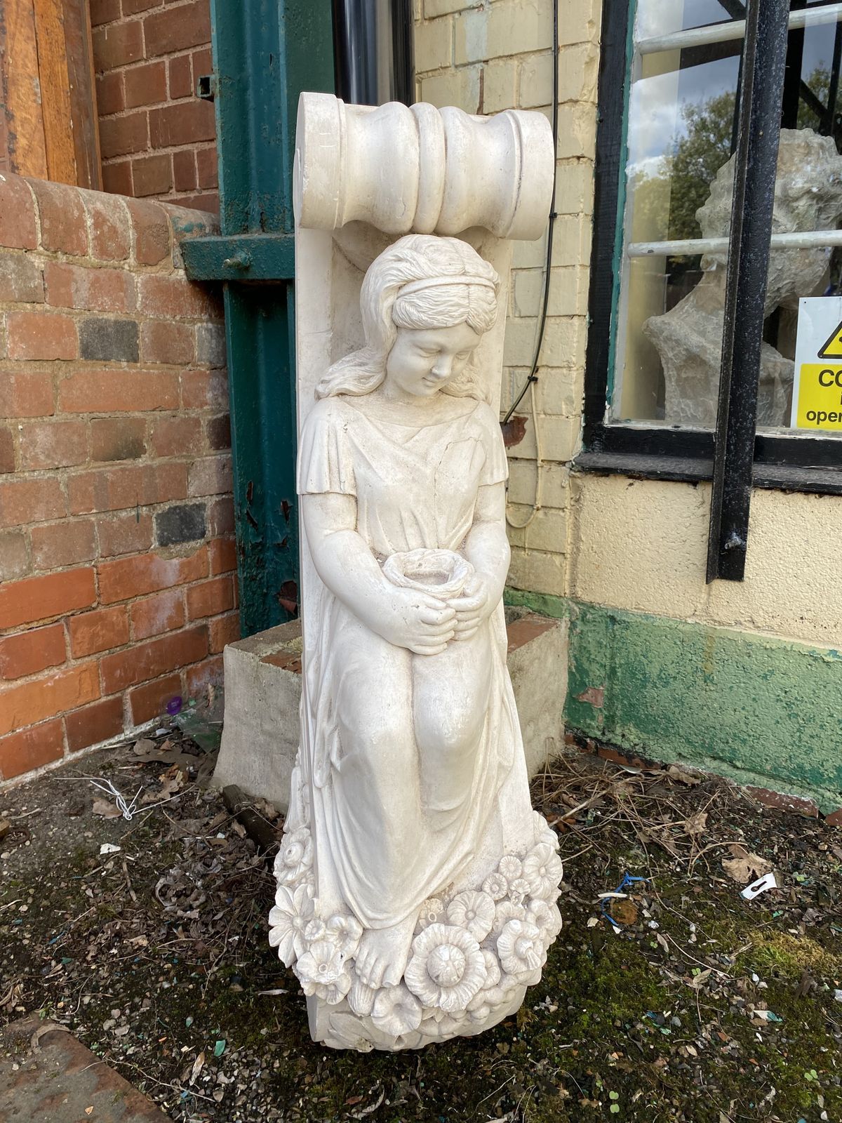 photo vintage Plaster Fireplace Corbel, 1900s