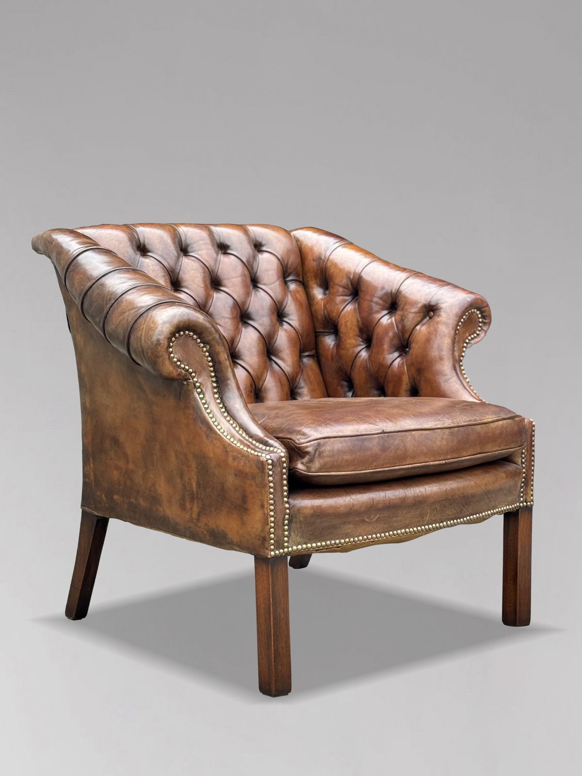 photo furniture 19th Century Brown Leather Club Armchair