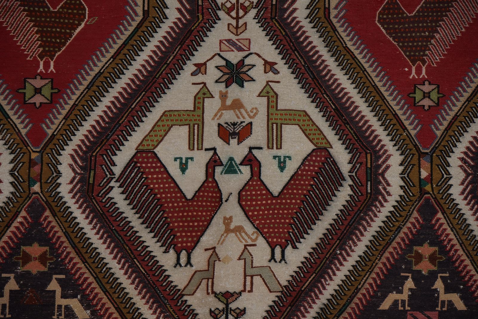Vintage Animal Pattern Soumac Kilim Rug 6'2'' X 9'5'' photo Textiles