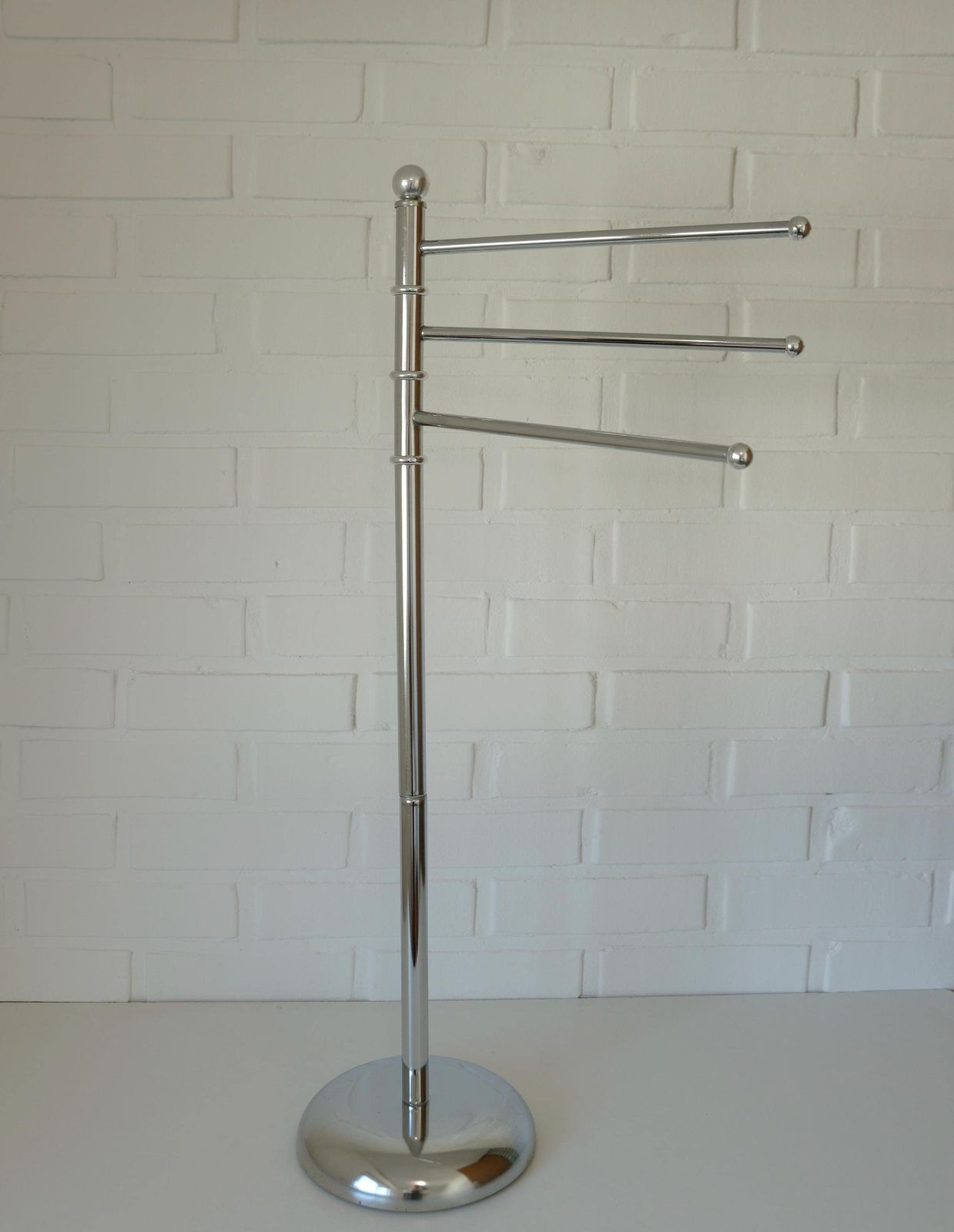 Mcm Towel Rack / Vintage Bathroom / Mid Century Modern / Chrome Metal / Towel Rack Freestanding / Yugoslavia 1980's photo furniture