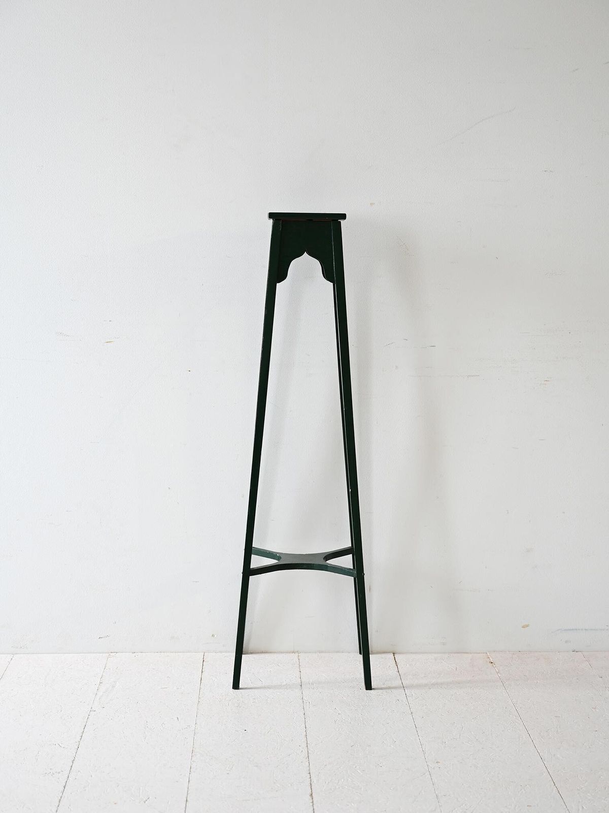 Vintage Swedish Pedestal In Green Painted Wood photo furniture