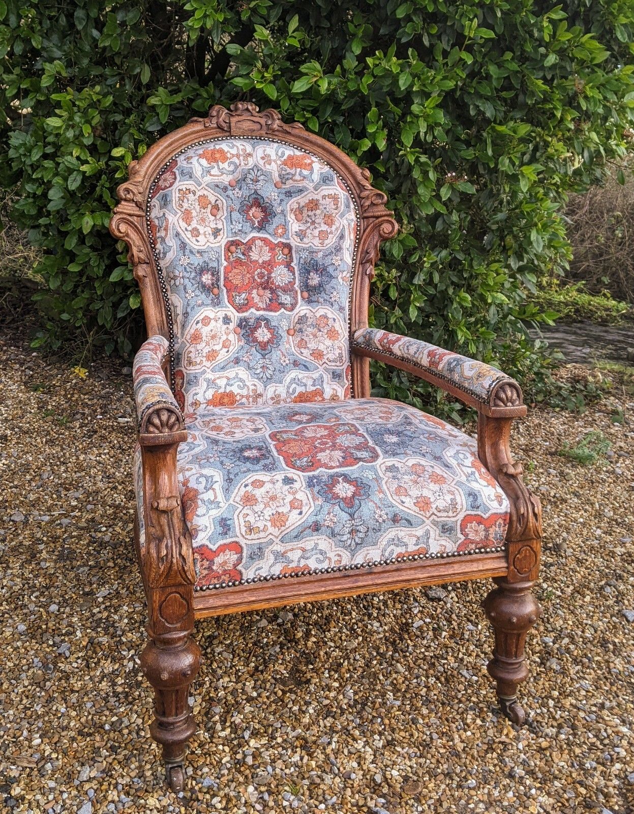 Good Large Oak Victorian Aesthetic Armchair