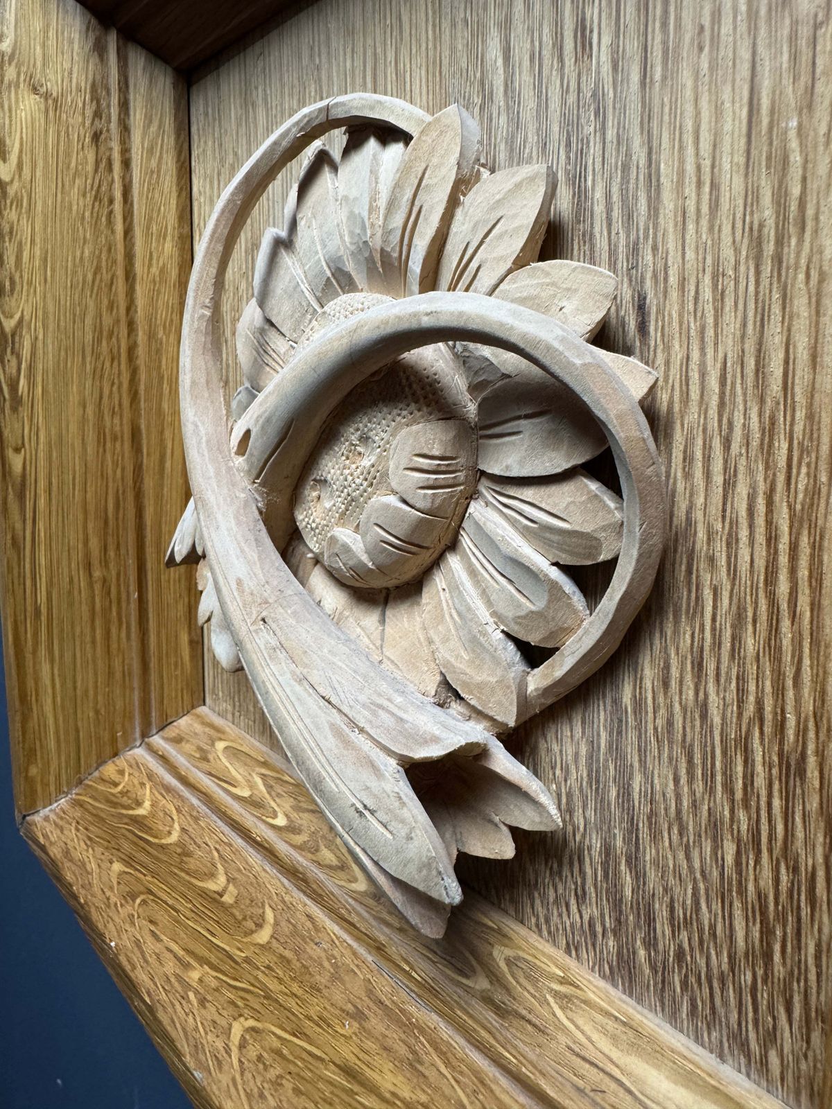 Decorative Chapel Carving By Renowned Master Carver Charles Oldham photo vintage