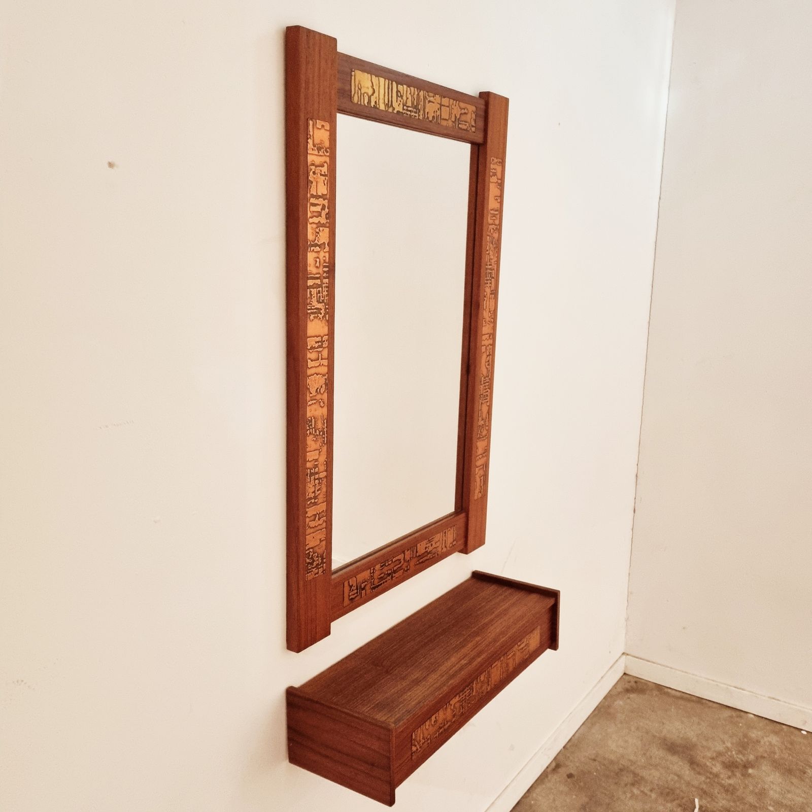 Mid Century Teak And Copper Hallway Set With Mirror And Shelf, 1960s, Set Of 2 photo vintage