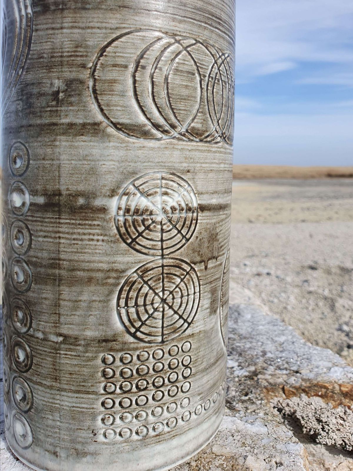 Ollie Aberius For Rorstrand, Sweden. A Large "Sarek" Cylinder Form Vase. 1960s. photo vinterior
