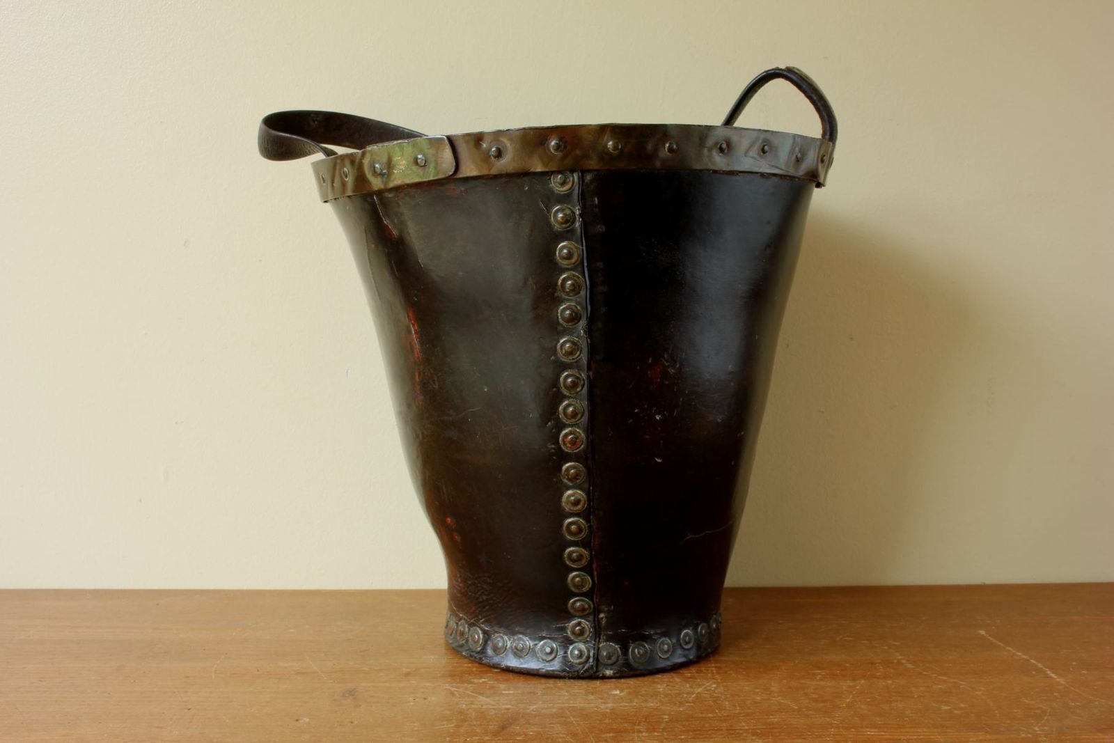 Georgian Leather Fire Bucket. Copper Studded Waste Paper Basket. C1800. photo Home Decor