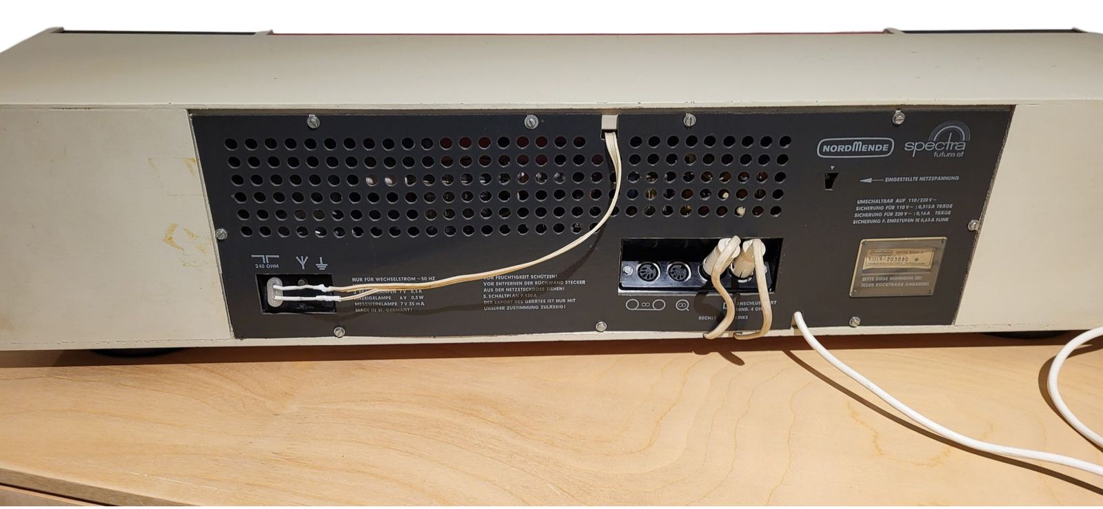 photo furniture Radio Nordmende Spectra Futura, Raymond Loewy, 1968